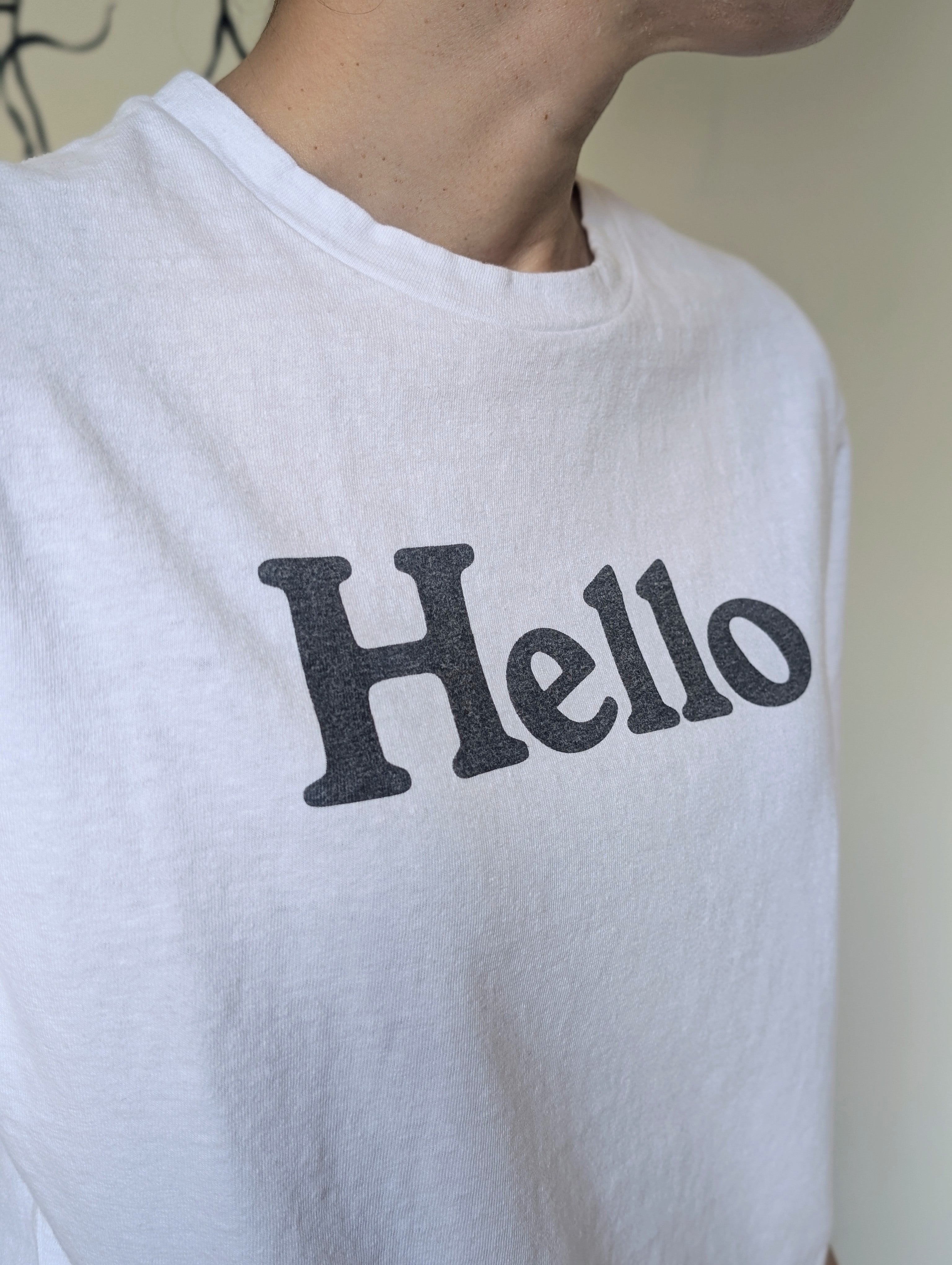 MADISONBLUE HELLO TEE