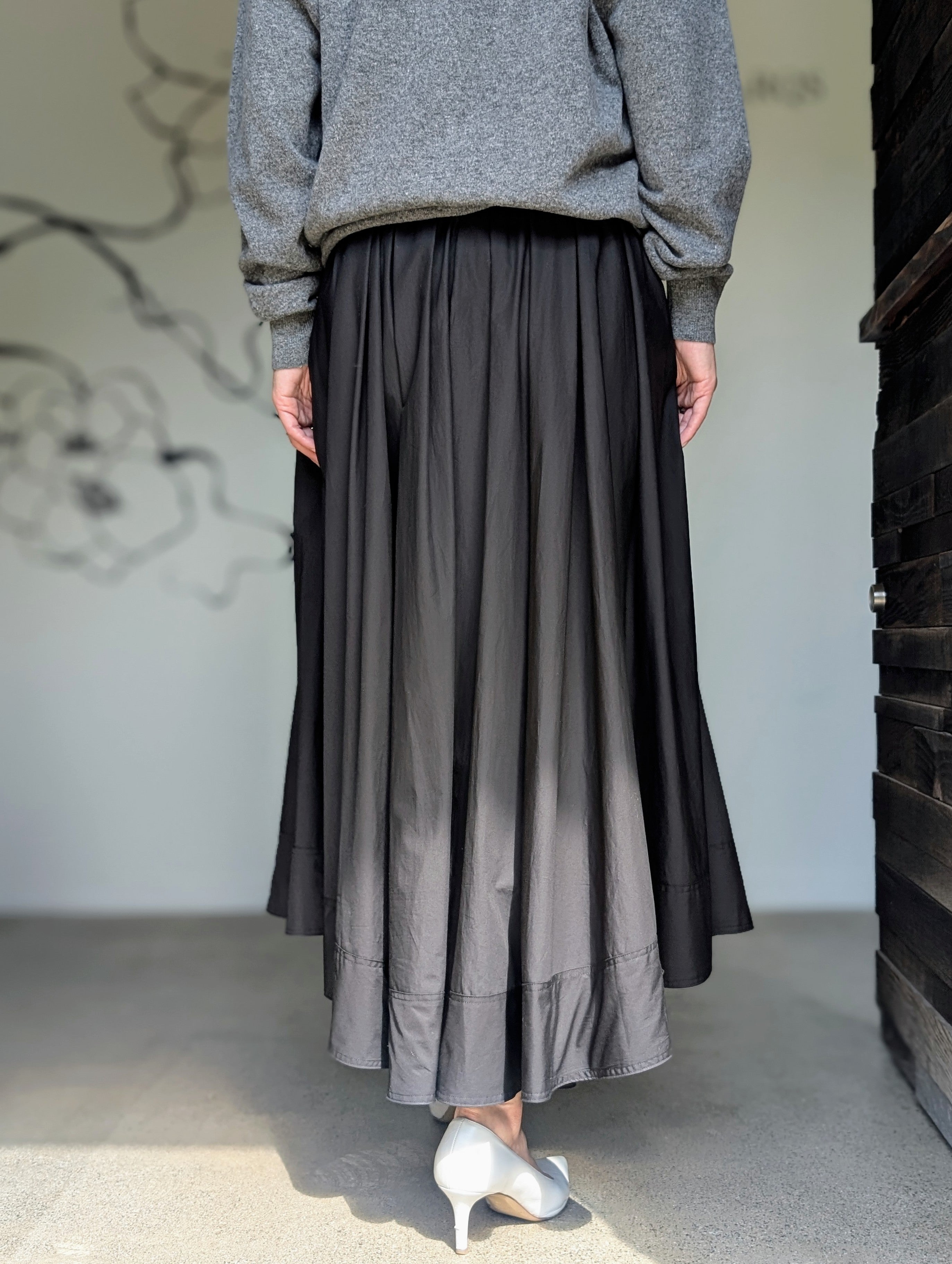 MADISONBLUE TUCK VOLUME SKIRT
