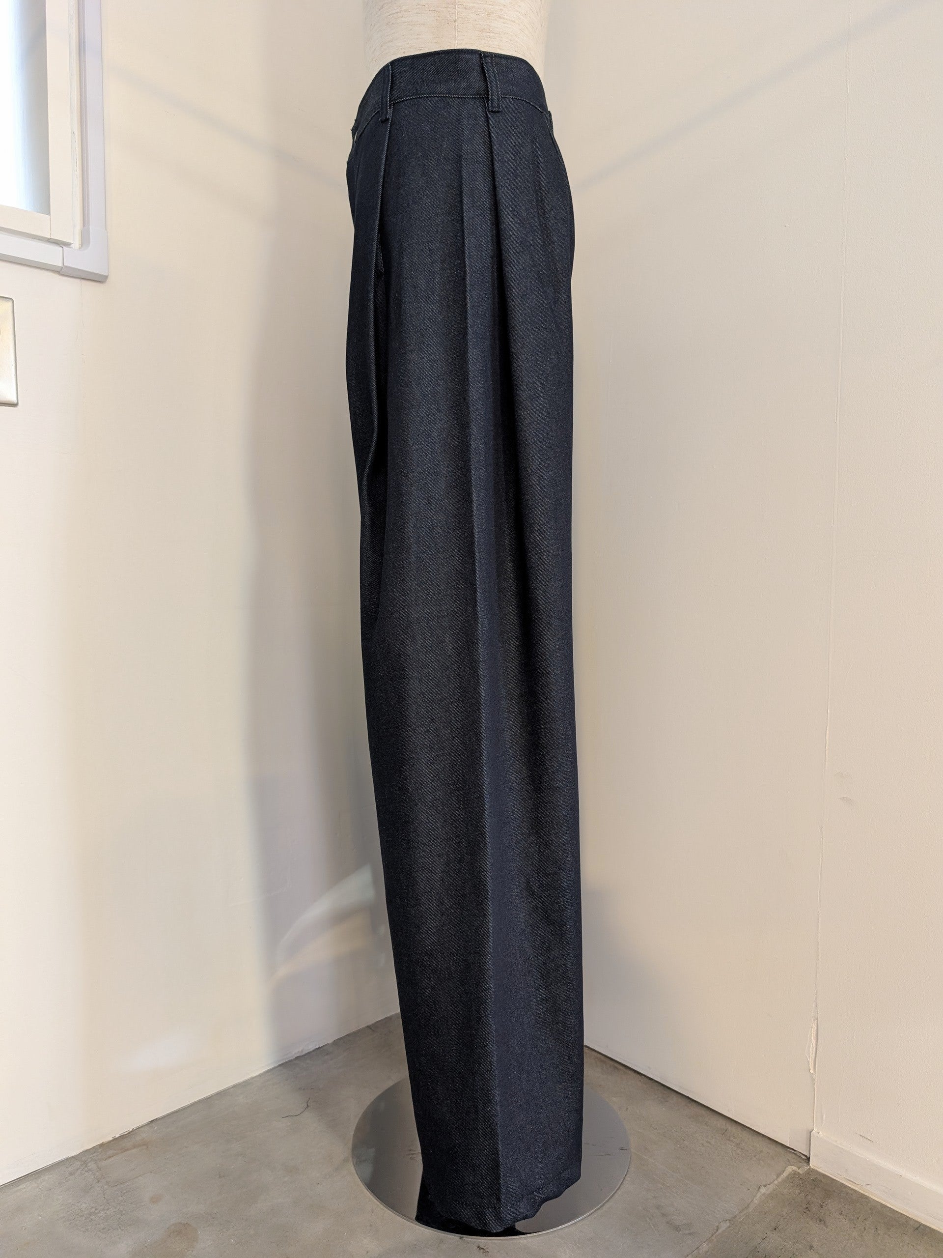 SEVENTH DENIM BERMUDA JEANS