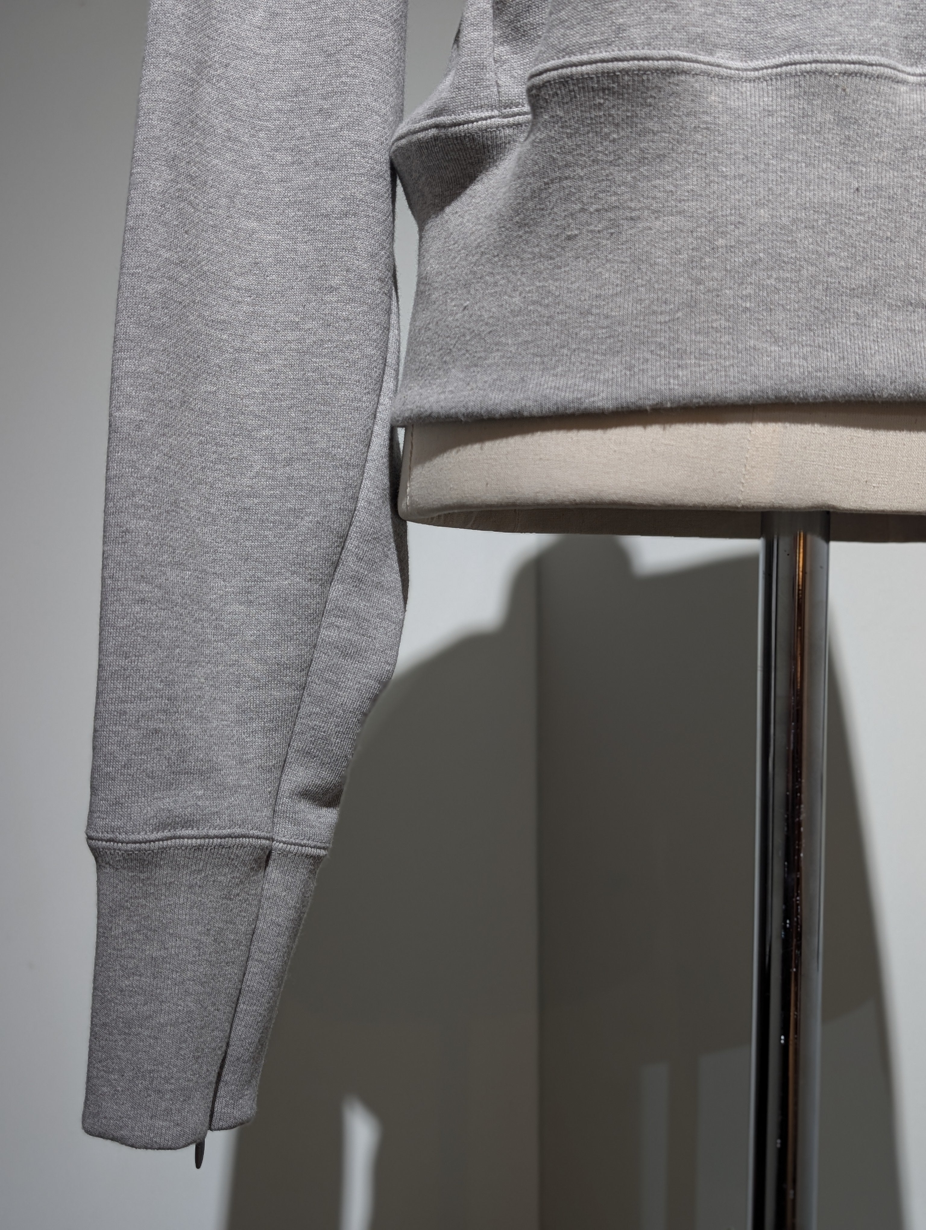 SEEALL SAW63 SW901(MM-007) SLIT SLEEVE SWEAT