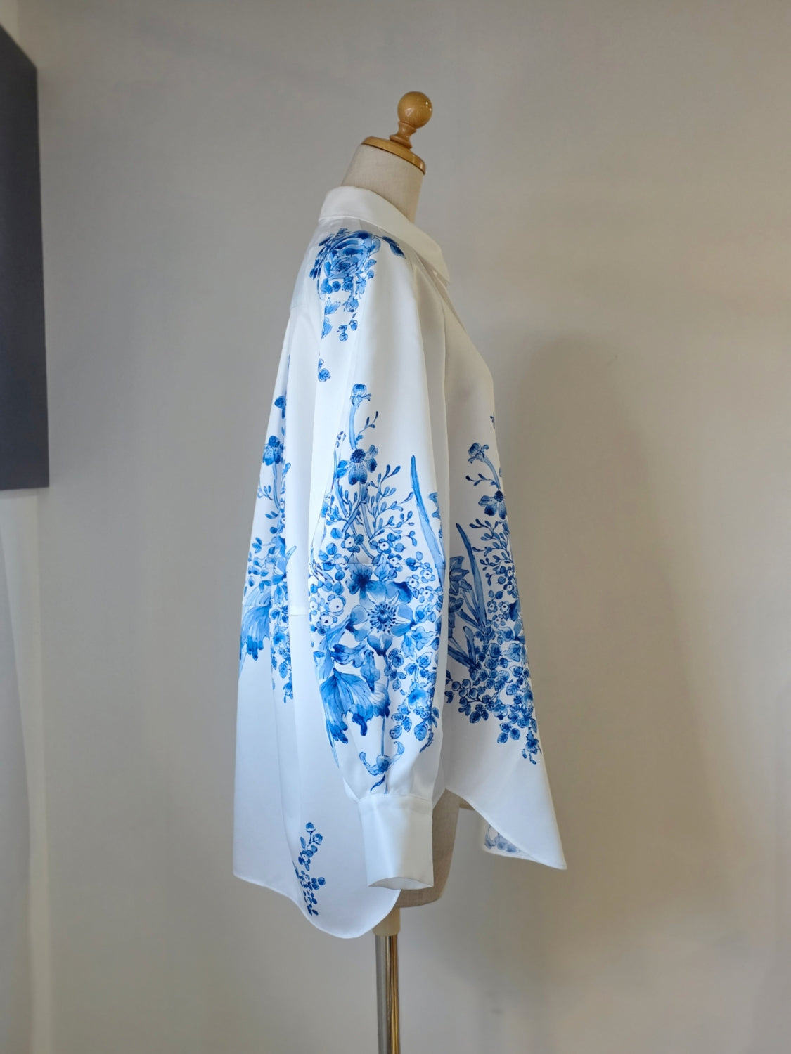 ENFOLD CIRCLE DRAPE SHIRT