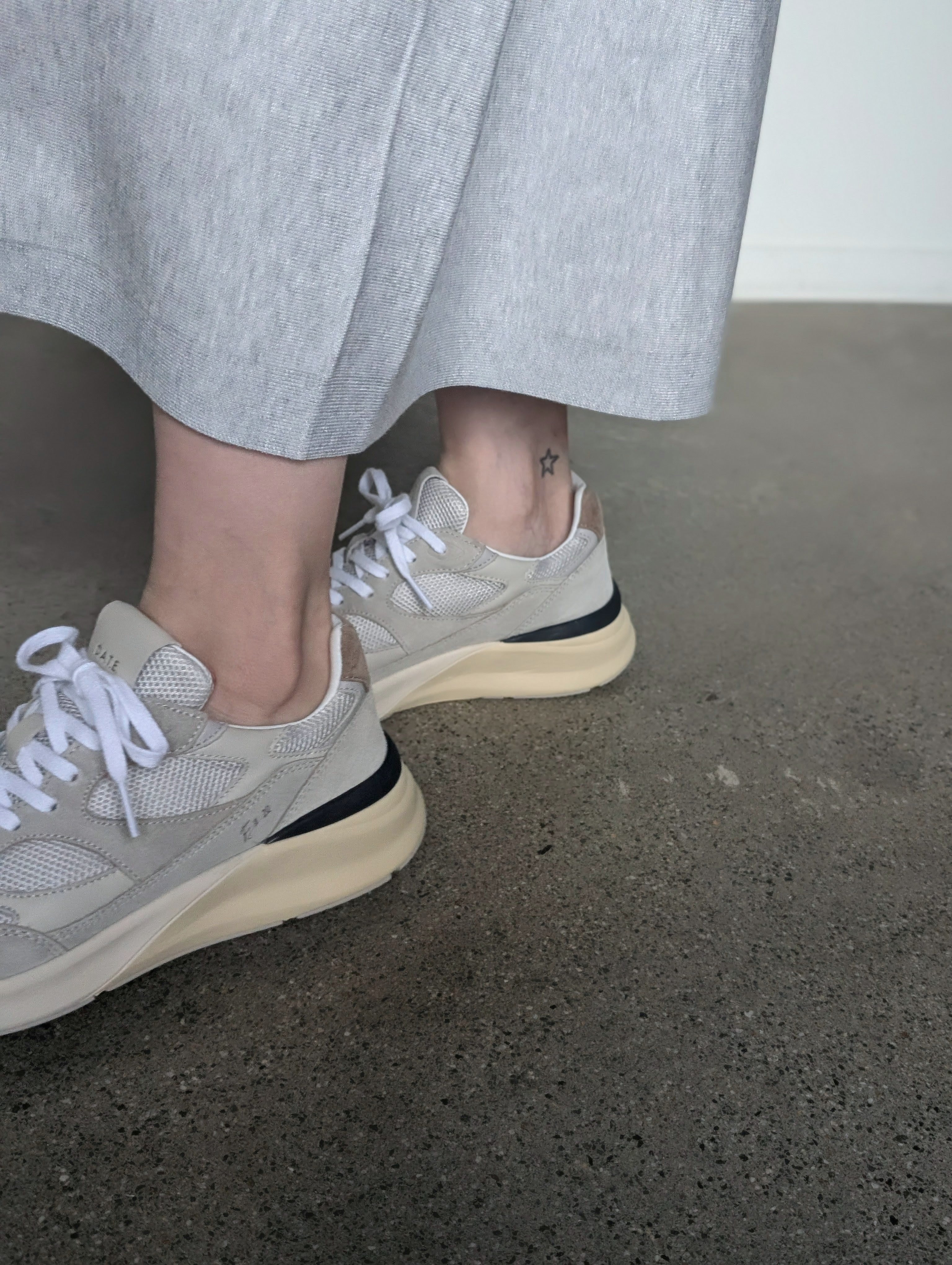 D.A.T.E.【FUGA MESH IVORY】