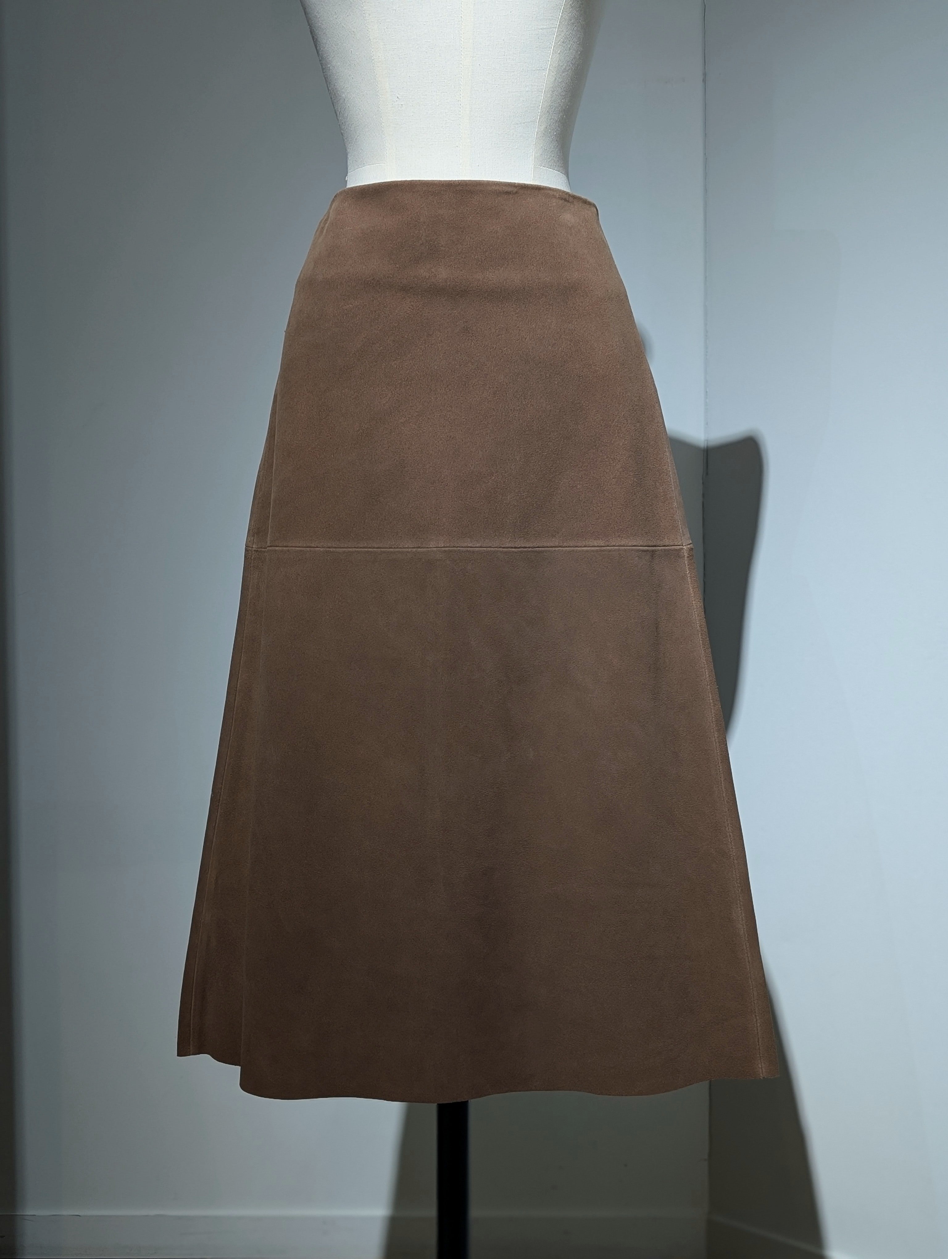MADISONBLUE MI-MOLLET SKIRT SUEDE