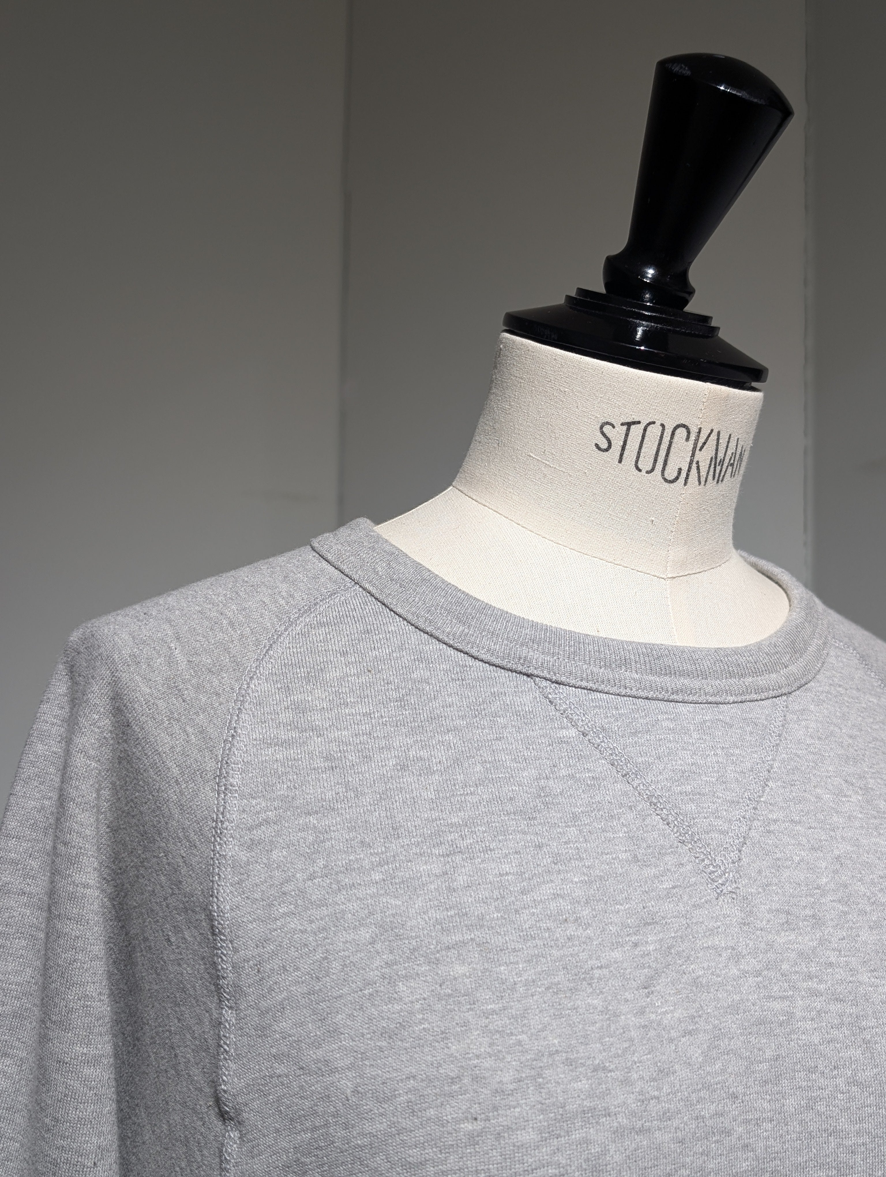 SEEALL SAW63 SW901(MM-007) SLIT SLEEVE SWEAT