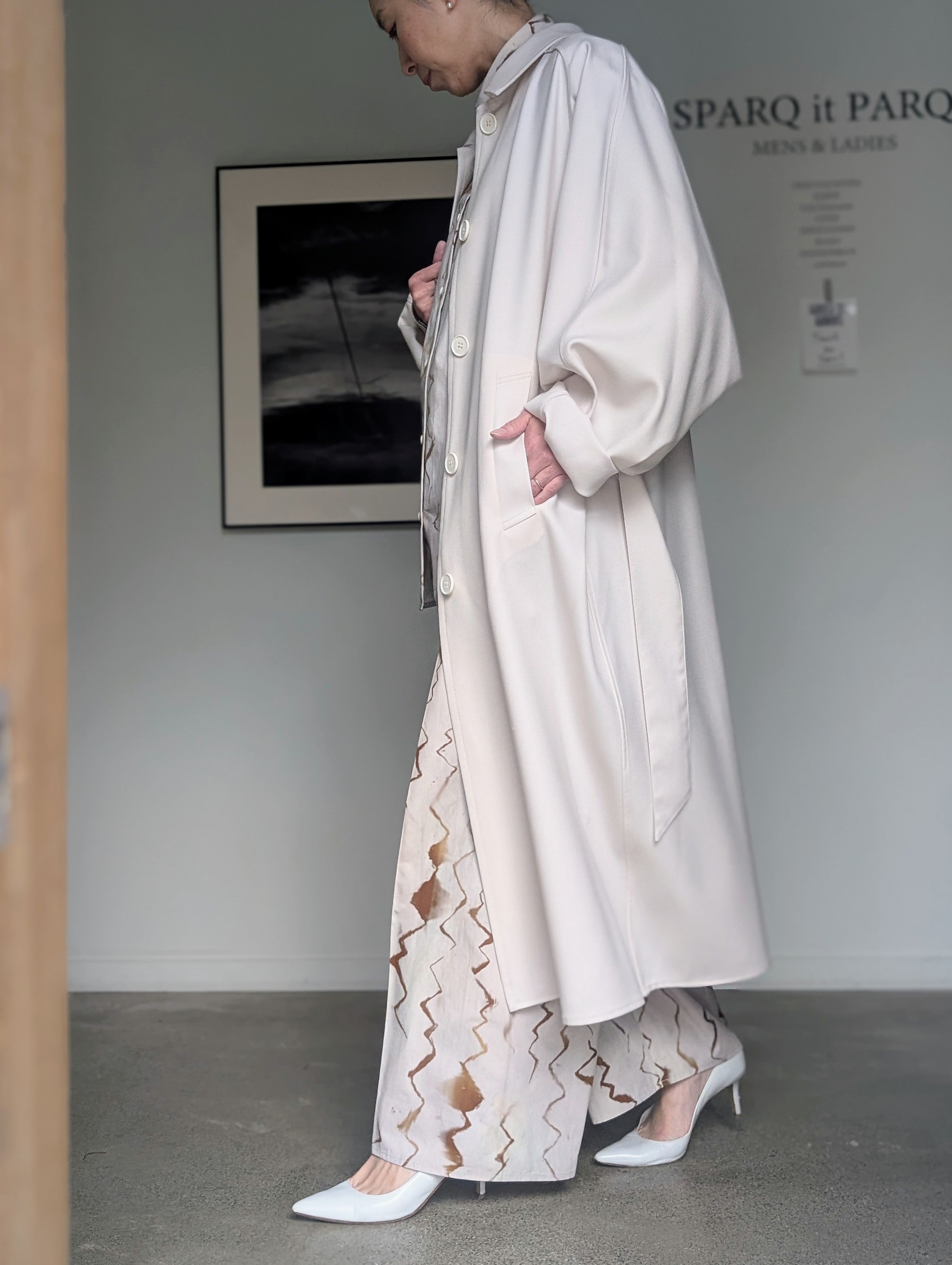 AEHRR 【Draping Yoke Raglan Sleeve Over Coat】