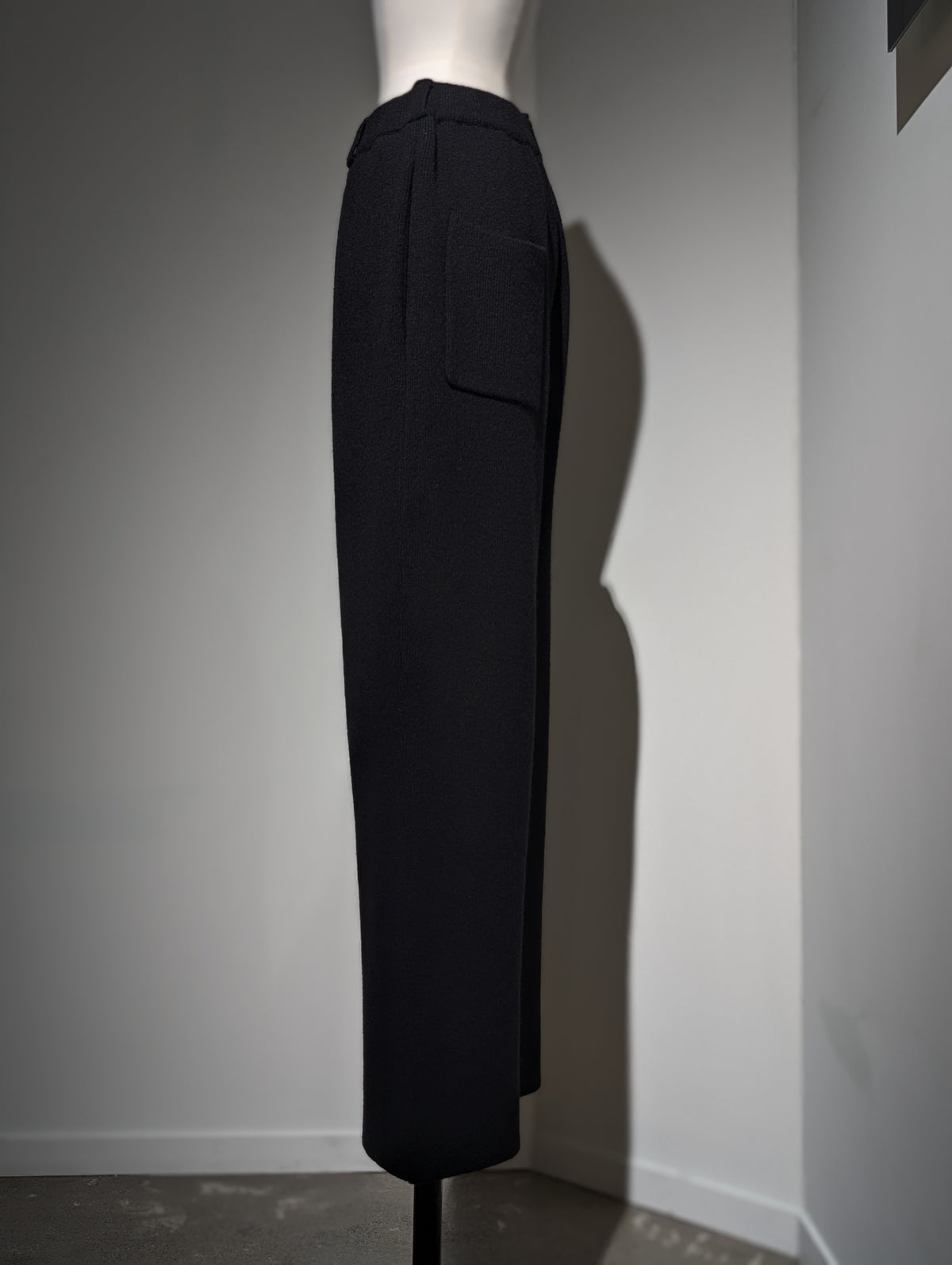 SEEALL SAW51 KJ606S (YAK SMOOTH) KNIT ESSENTIAL PANTS