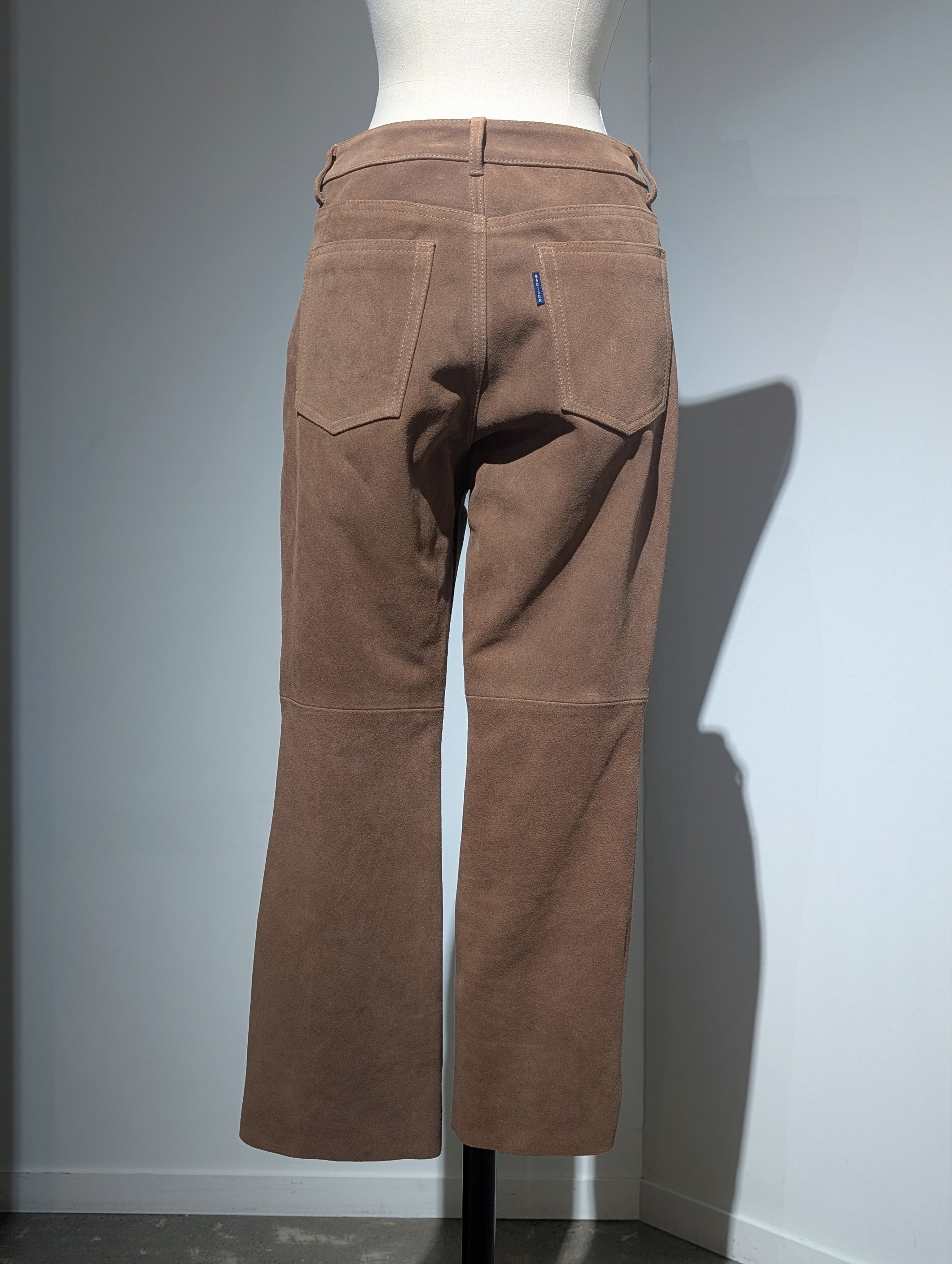 MADISONBLUE HEM CUT FLARE PT SUEDE
