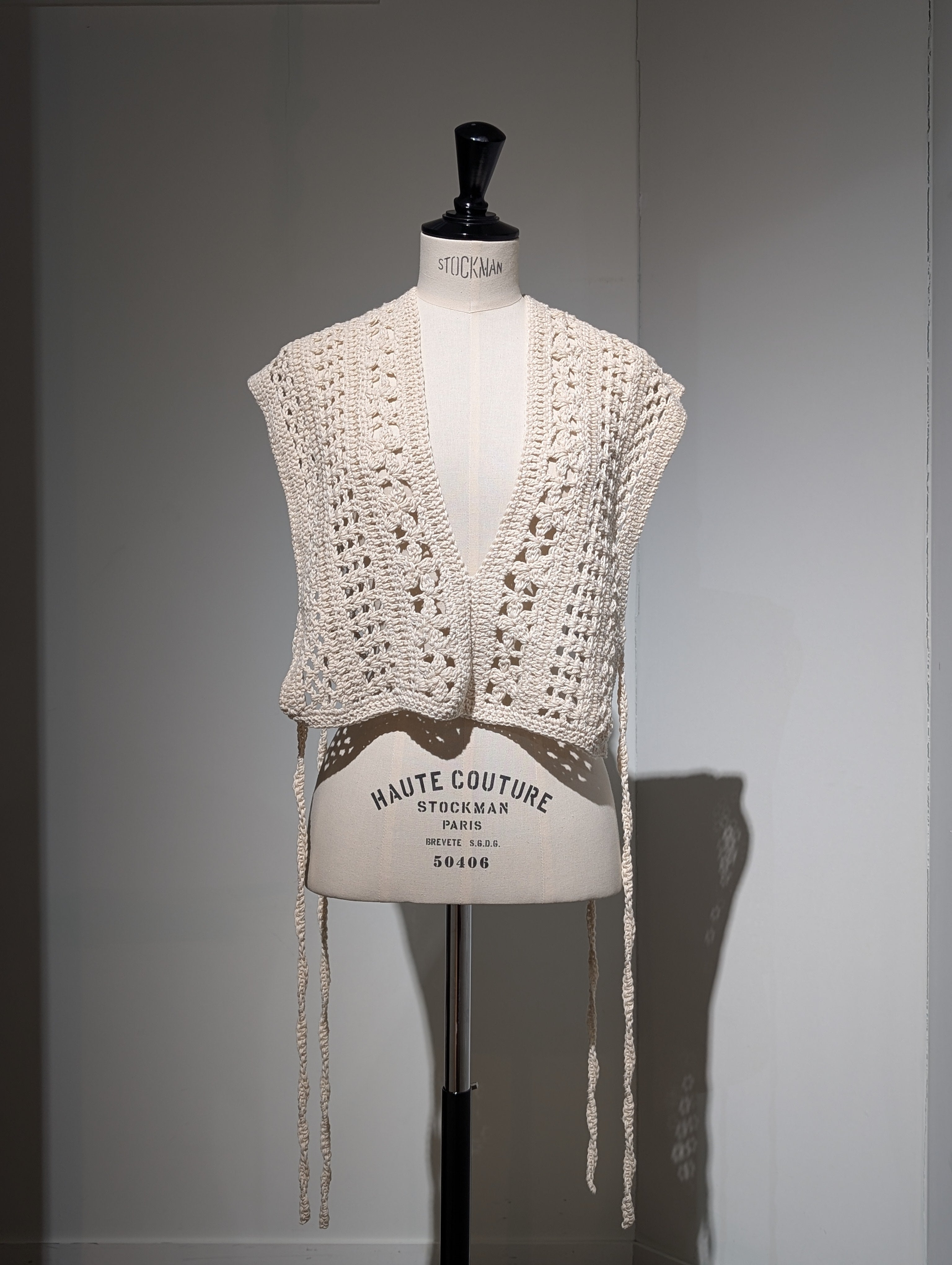 SEEALL SAW63 KN804 CROCHET V TOP
