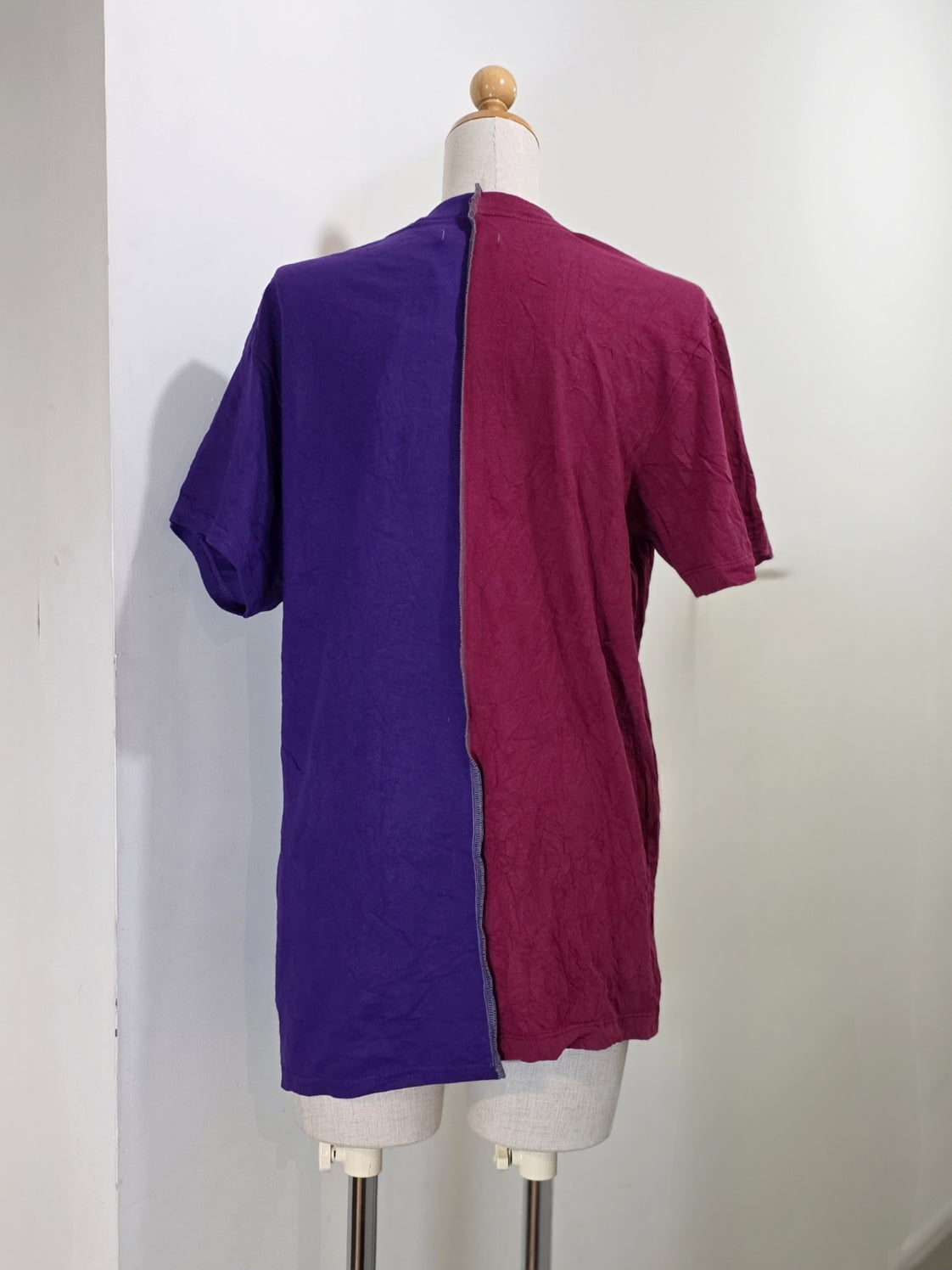 QUIITO HALF LOGO TEE
