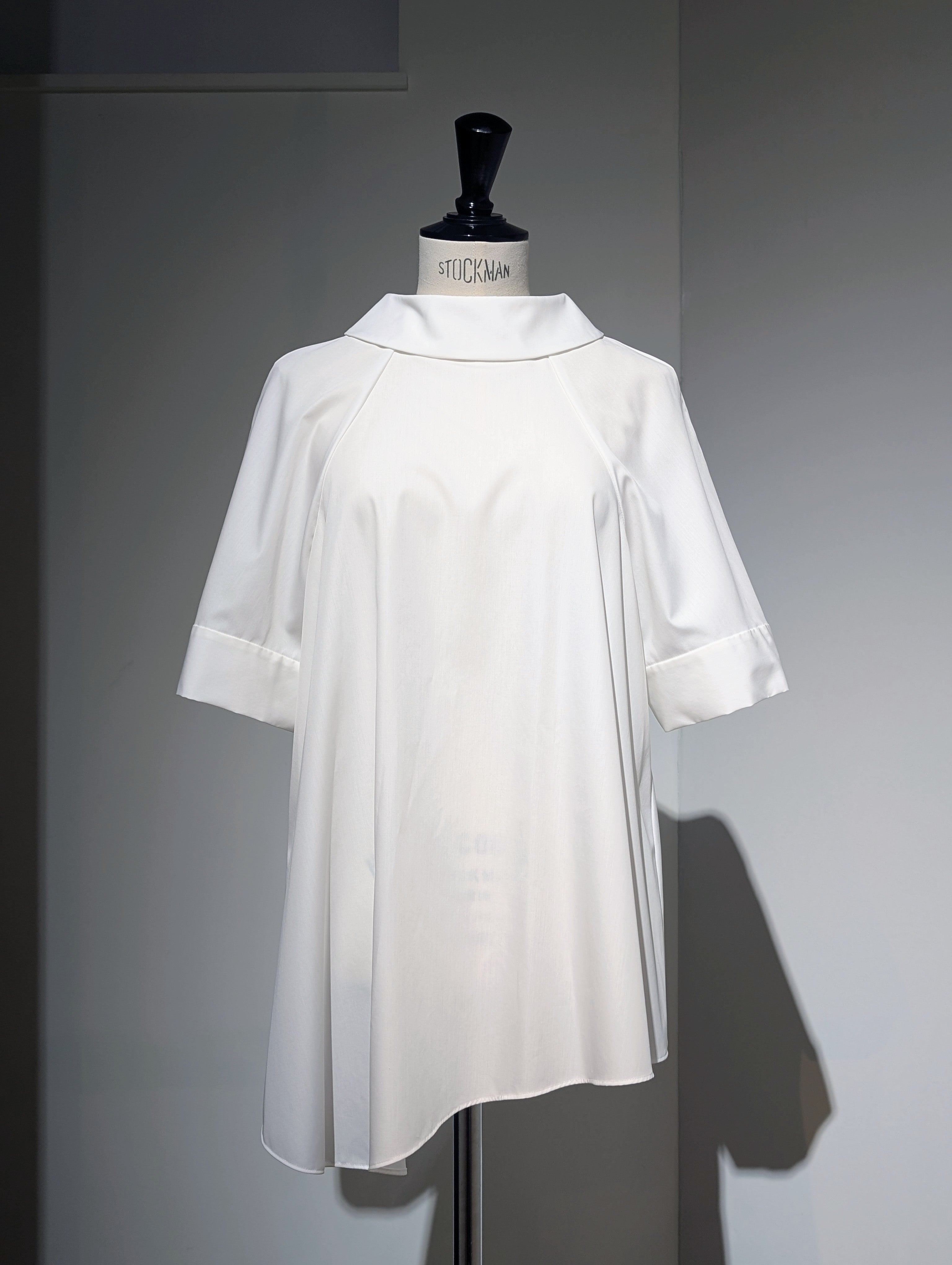ENFOLD HIGH-NECK BLOUSE