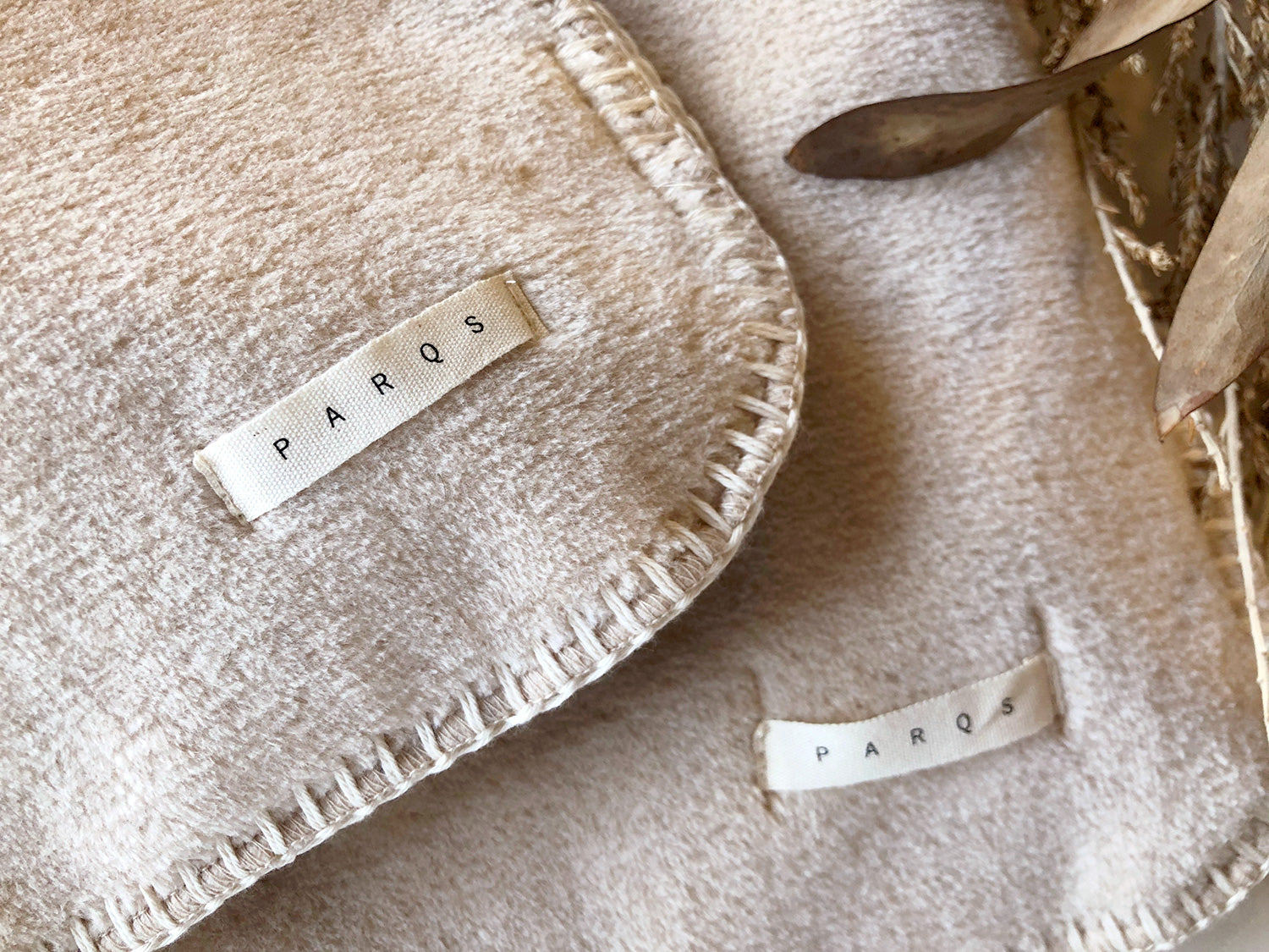 3shops organic cotton × camel blanket