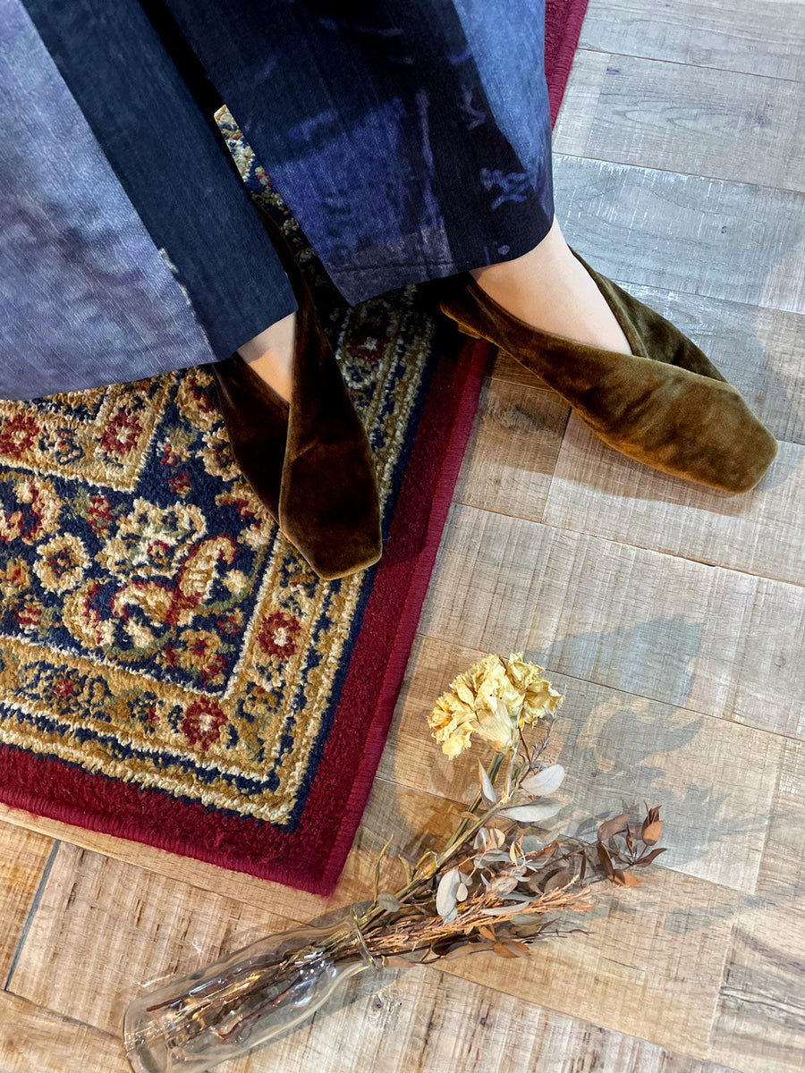 HENRI EN VARGO SOPHIA フラットシューズ(BROWN) – PARQS ONLINE STORE