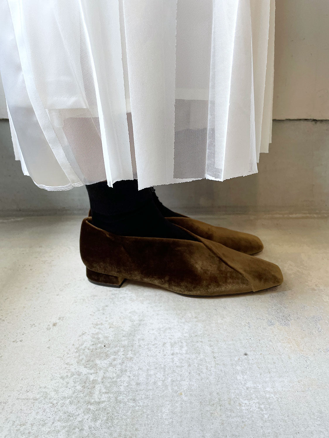 HENRI EN VARGO SOPHIA フラットシューズ(BROWN)