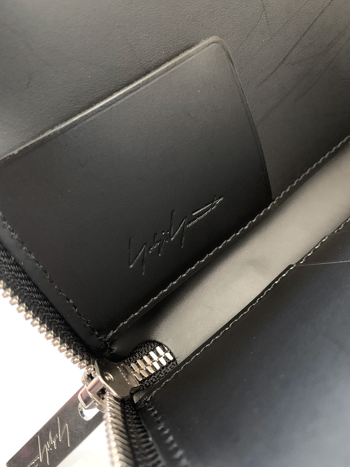 yohji yamamoto HS-A02-763-1 LARGE ZIPPER WALLET