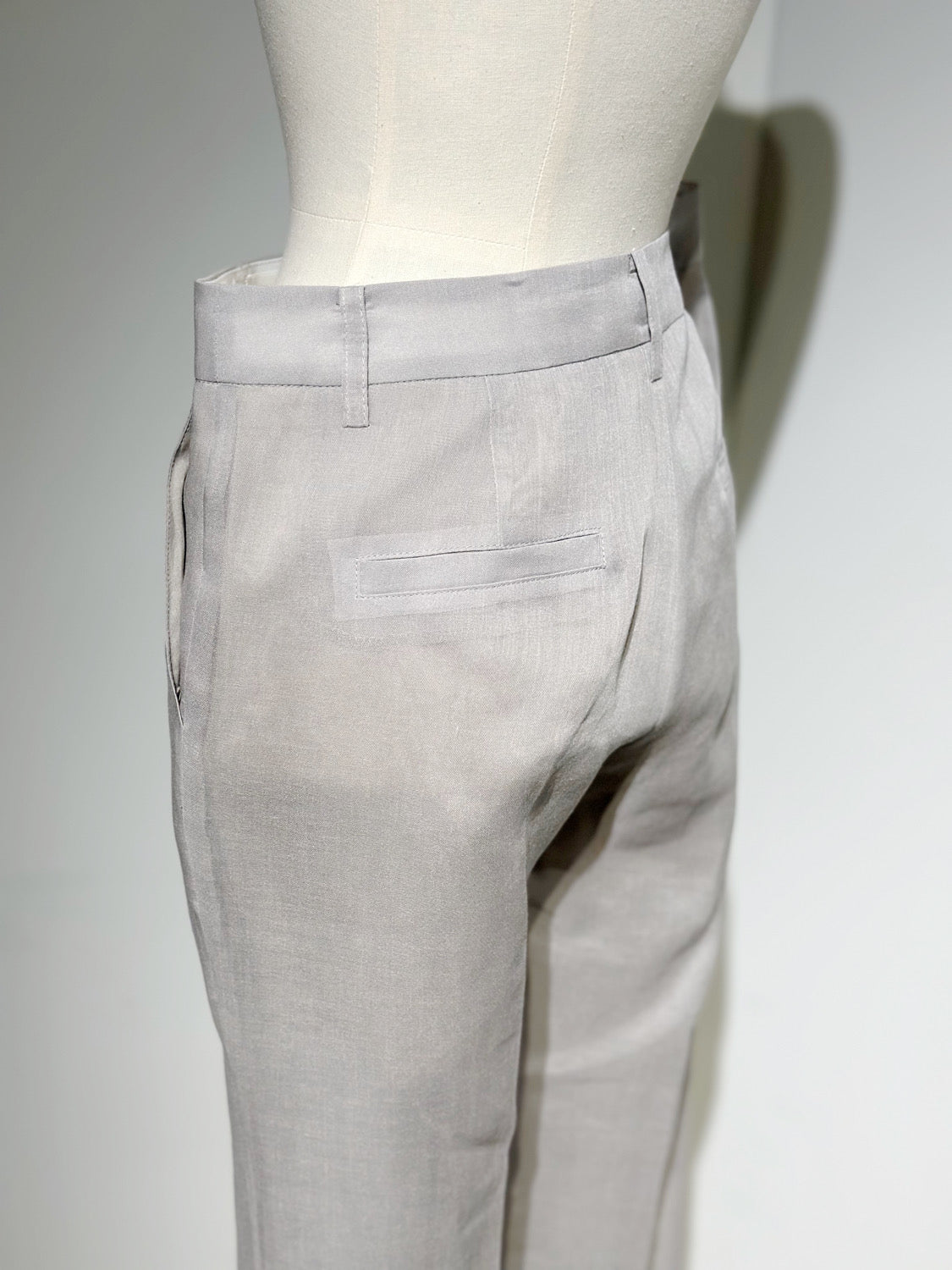 AMOMENTO SHEER STRAIGHT FIT PANTS