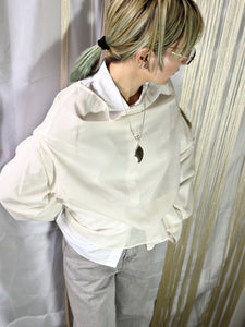AMOMENTO MOCK NECK TWO WAY BLOUSE