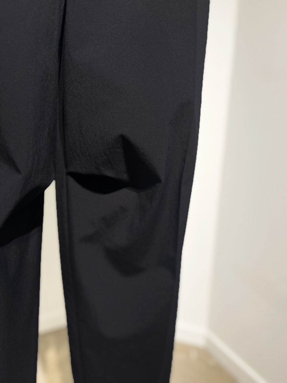 någonstans center-crease pants