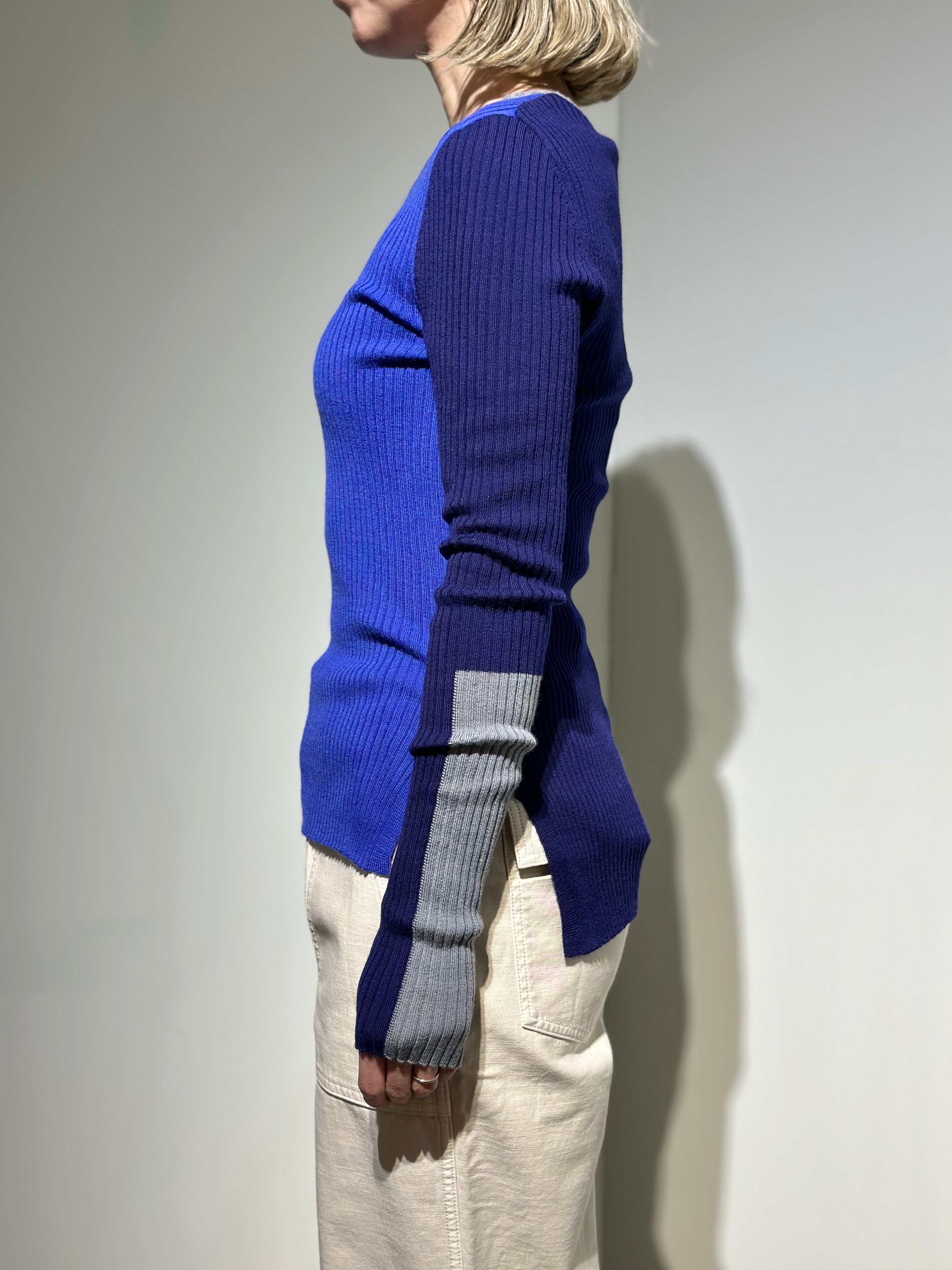 någonstans color－block crew－neck pullover