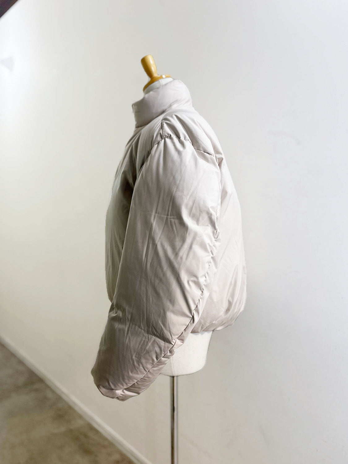 AMOMENTO CROPPED DOWN PUFFER