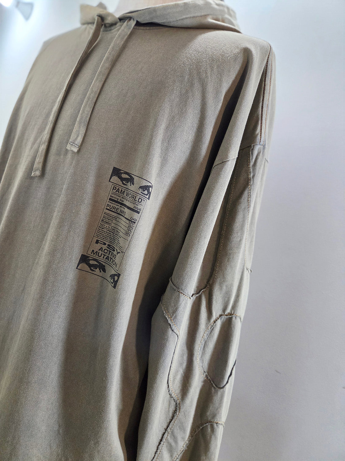 P.A.M. CAVES SPECIALTY HOODED LS TOP