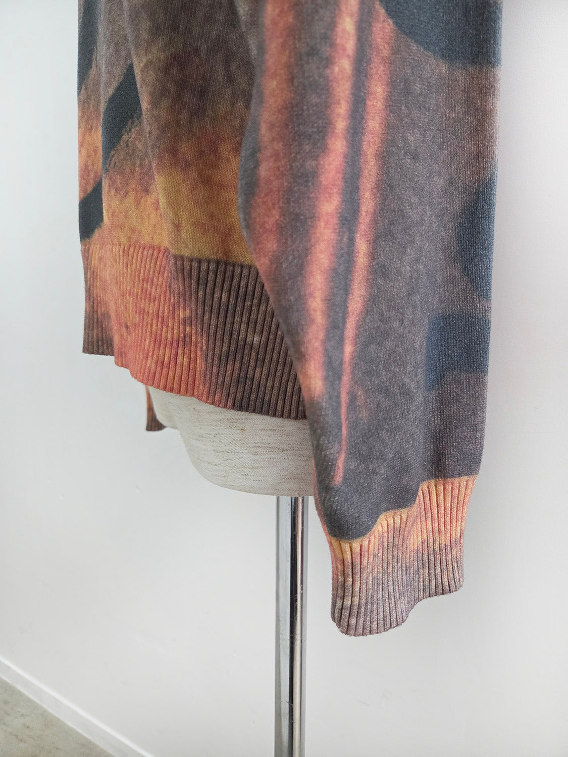 P.A.M. GETTING OVER PRINTED KNIT CREWNECK