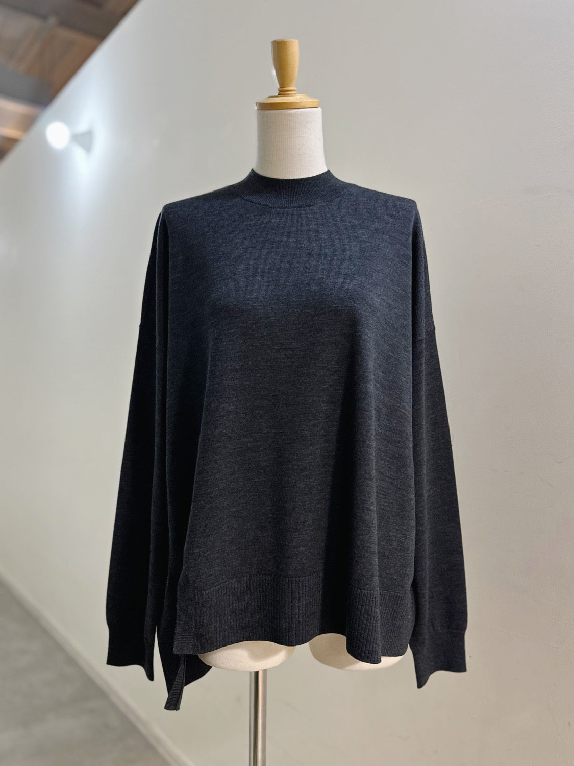 ENFOLD U-SLIT BOX PULLOVER
