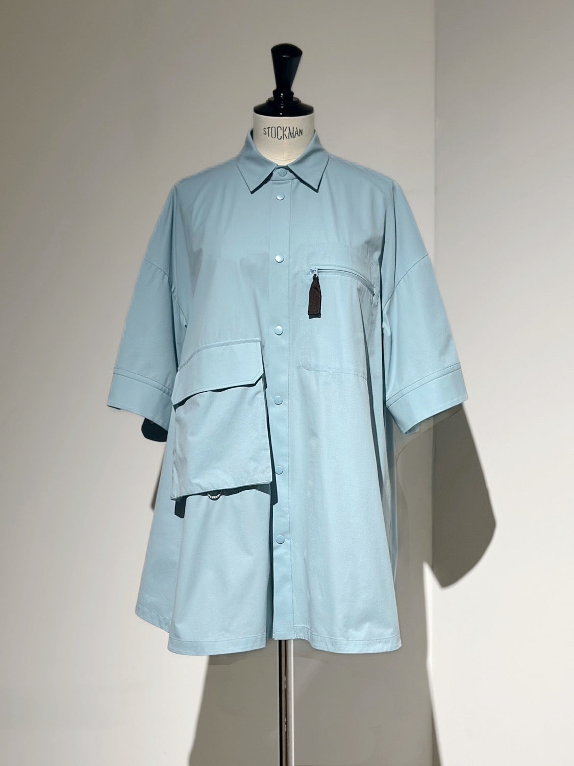 någonstans teck shirt