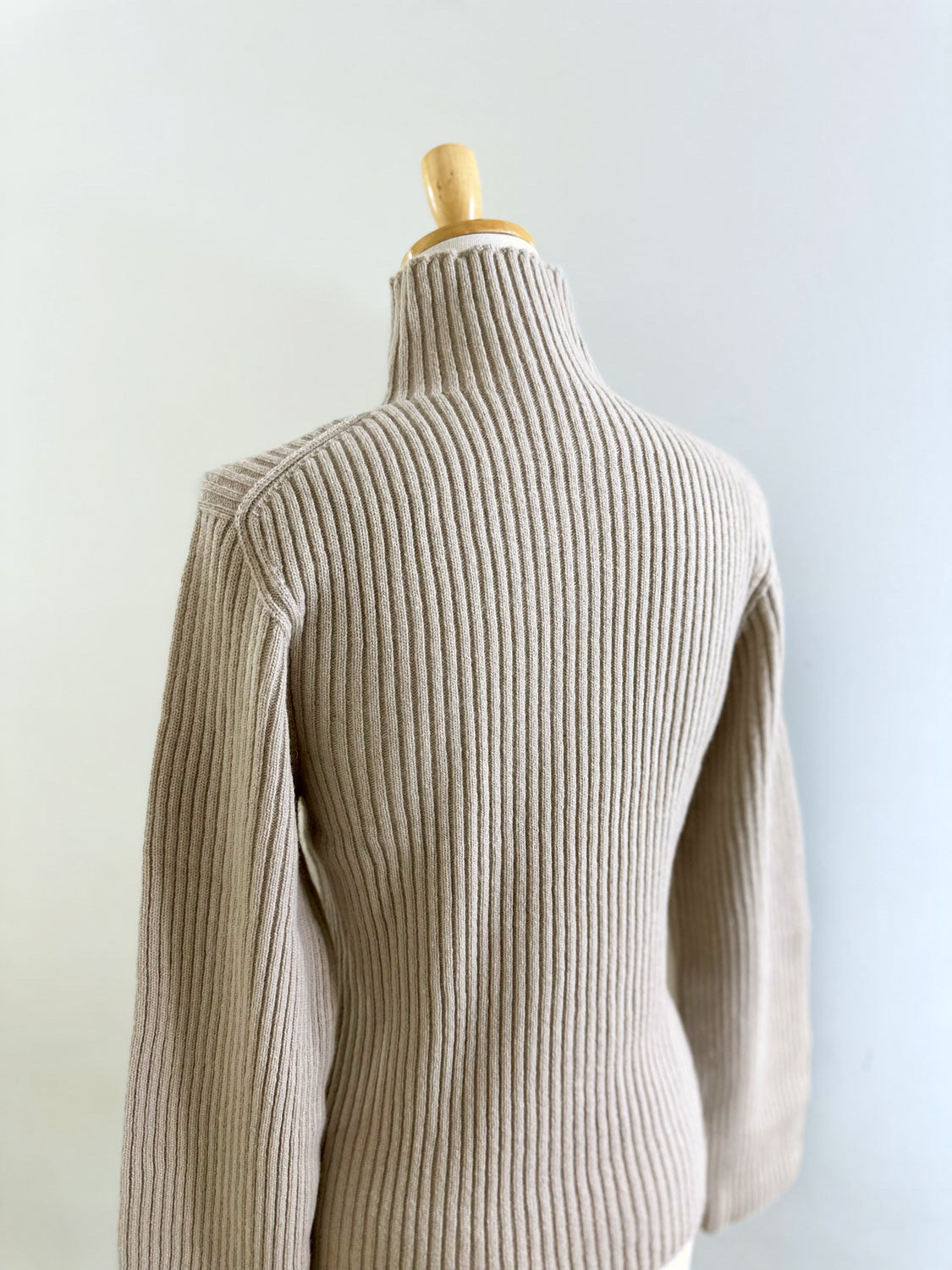 AMOMENTO RIBBED TURTLE PULLOVER