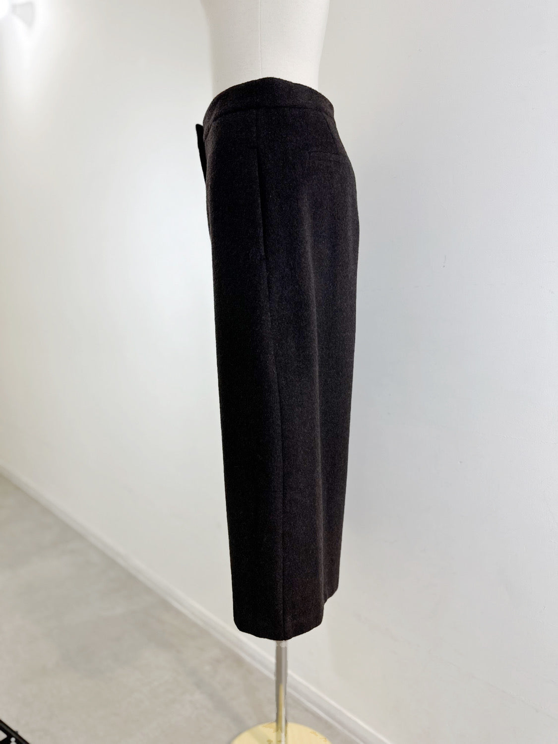 AMOMENTO CURVED CULOTTE PANTS