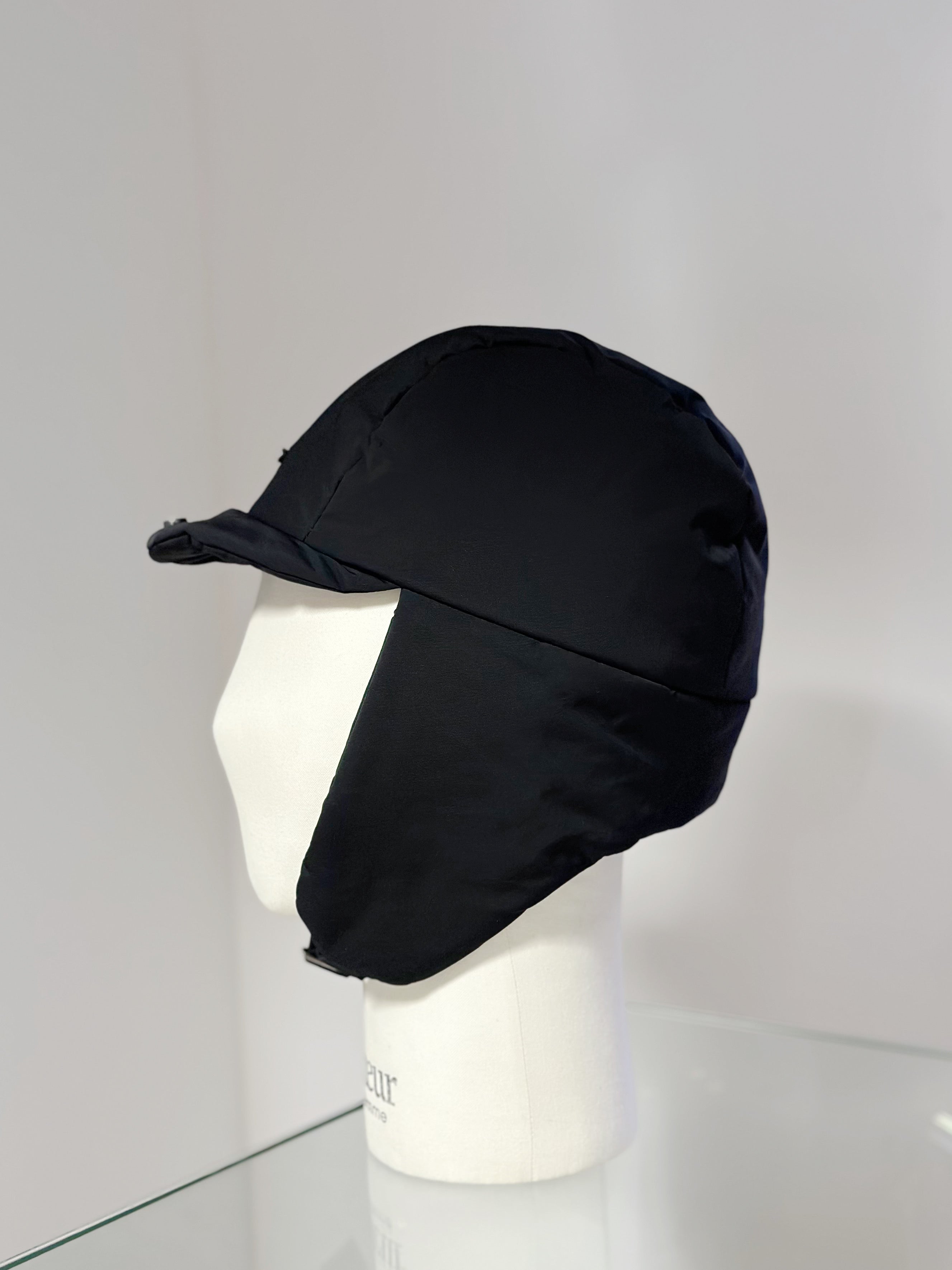AMOMENTO TAFFETA PADDED EARMUFF CAP