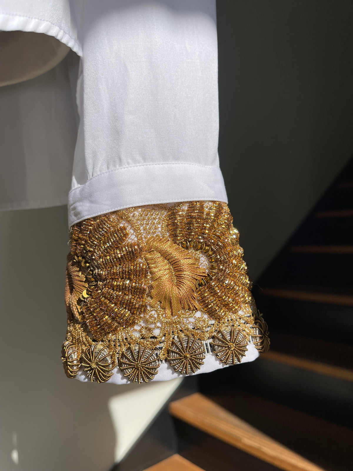 DRIES VAN NOTEN【262-010741】CHLORIS EMB 4445 W.W.SHIRT