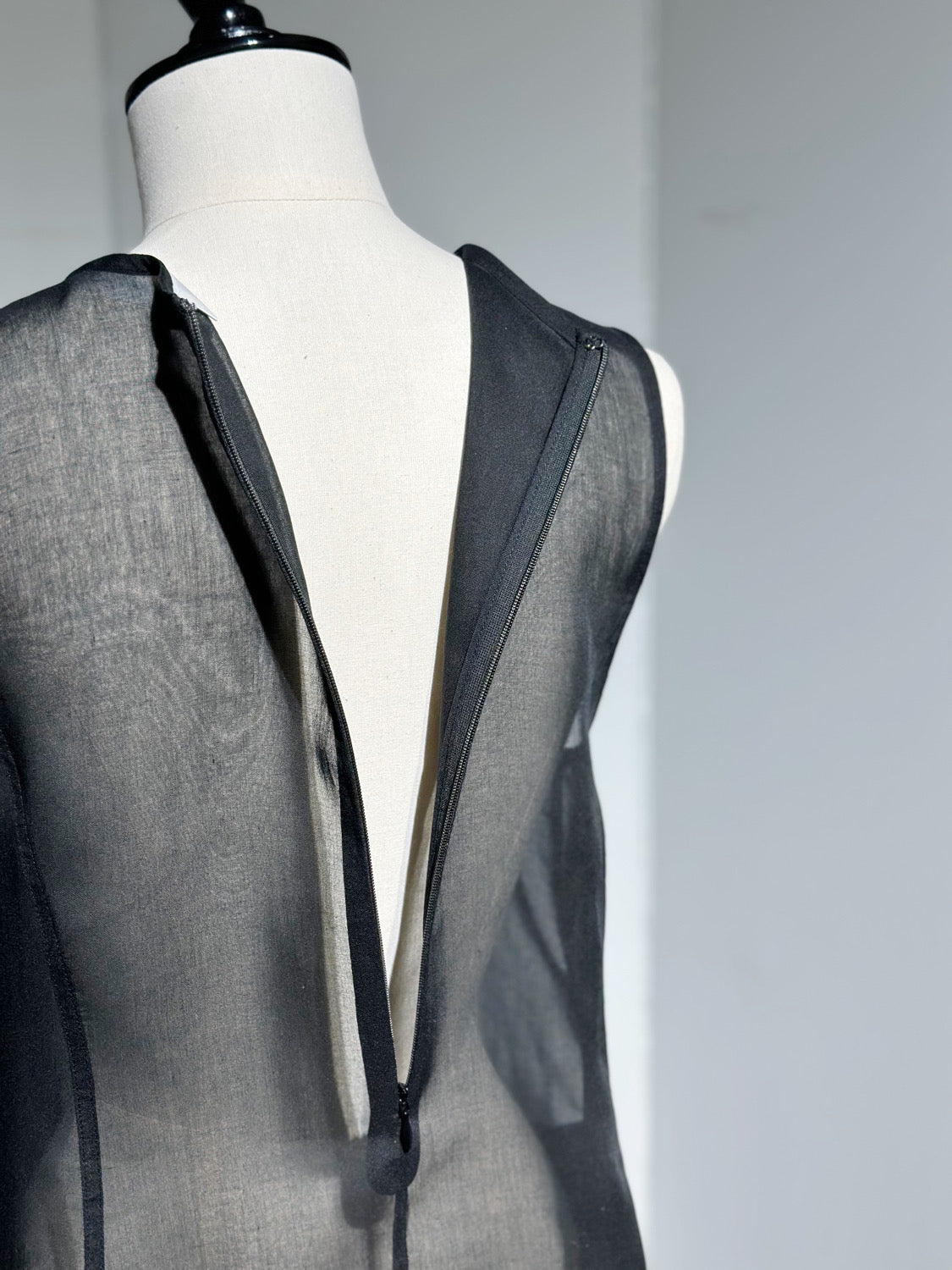 AMOMENTO SHEER LONG DRESS