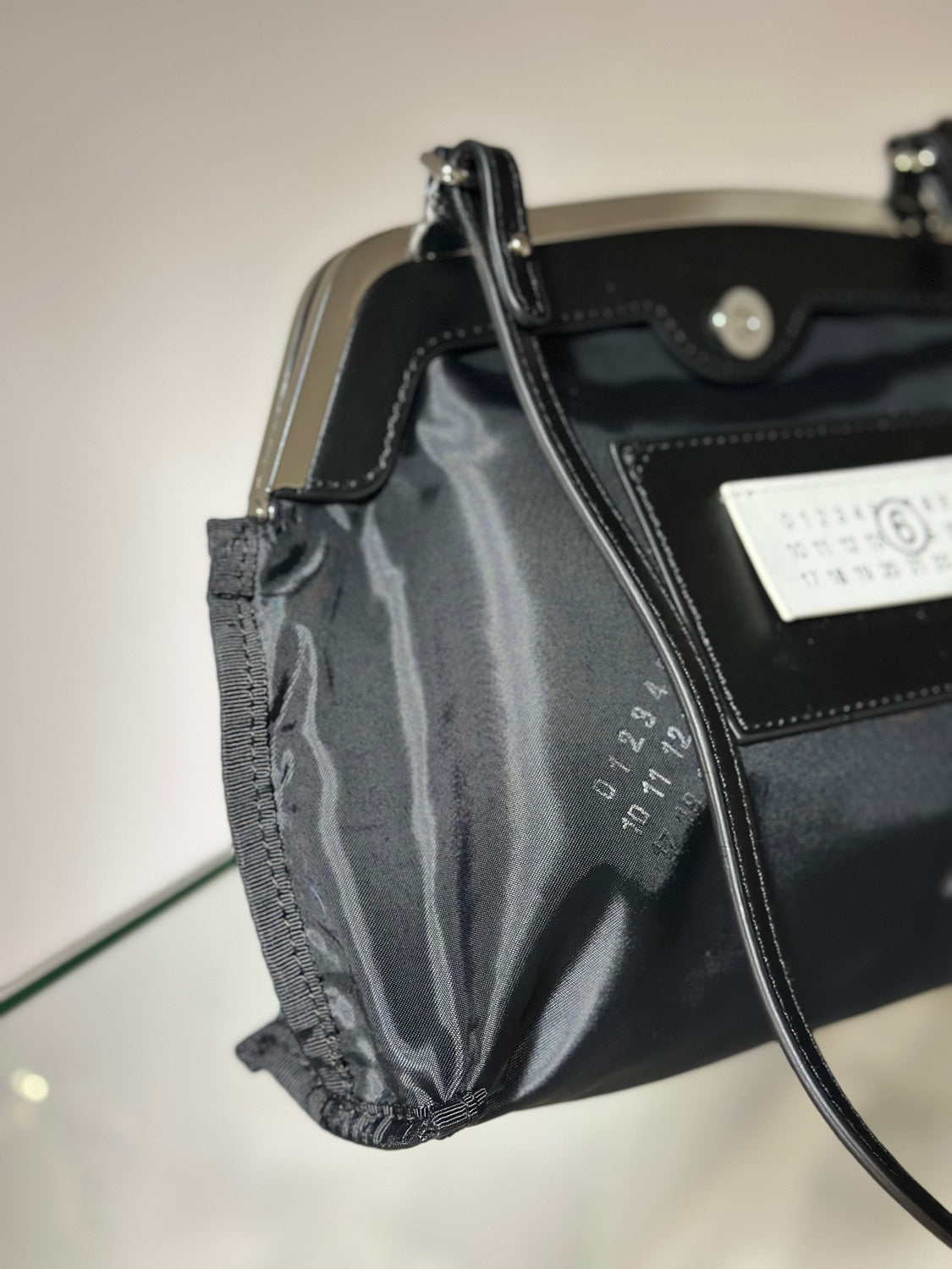 MM⑥  SB6WF0008 ⑥ロゴナイロンポシェットBAG