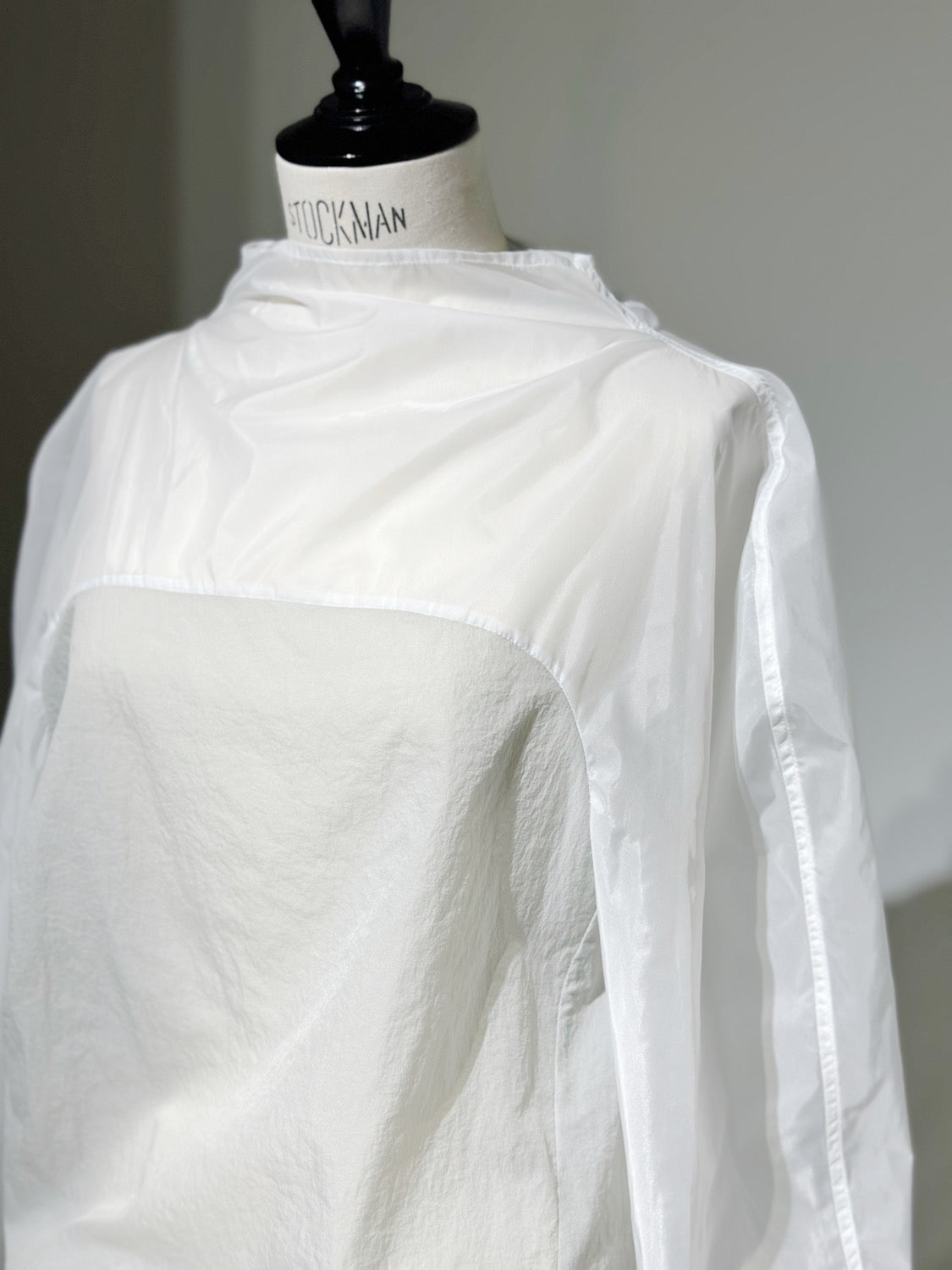 AMOMENTO SHEER NYLON TWO-WAY TOP