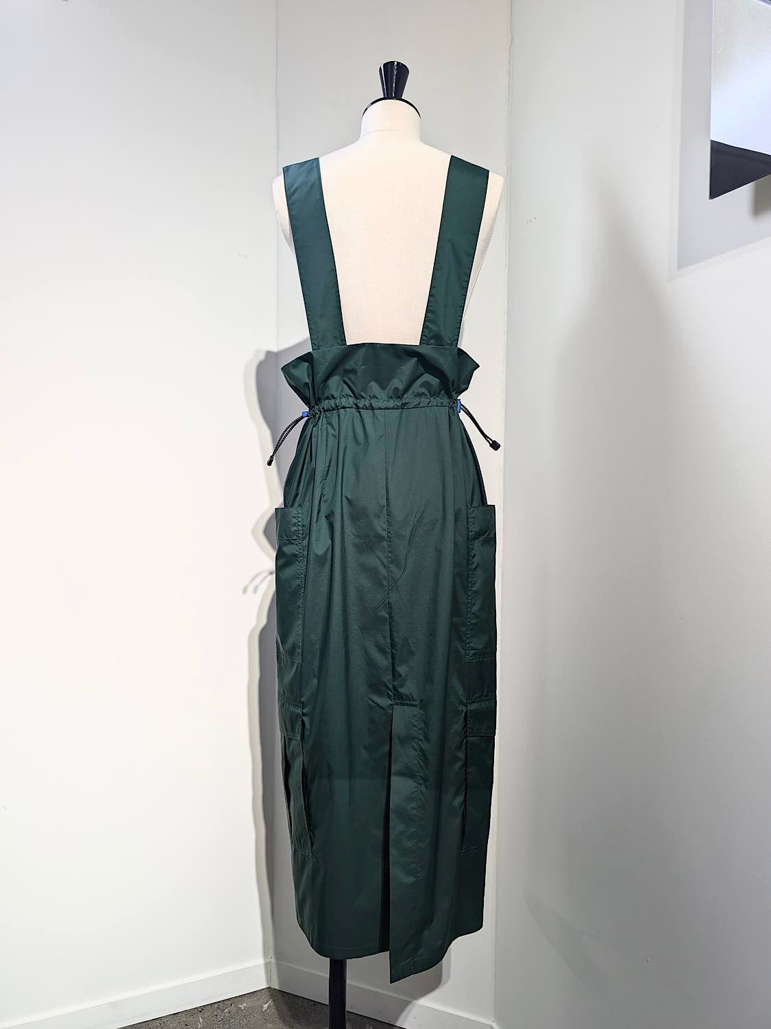 någonstans suspenders skirt