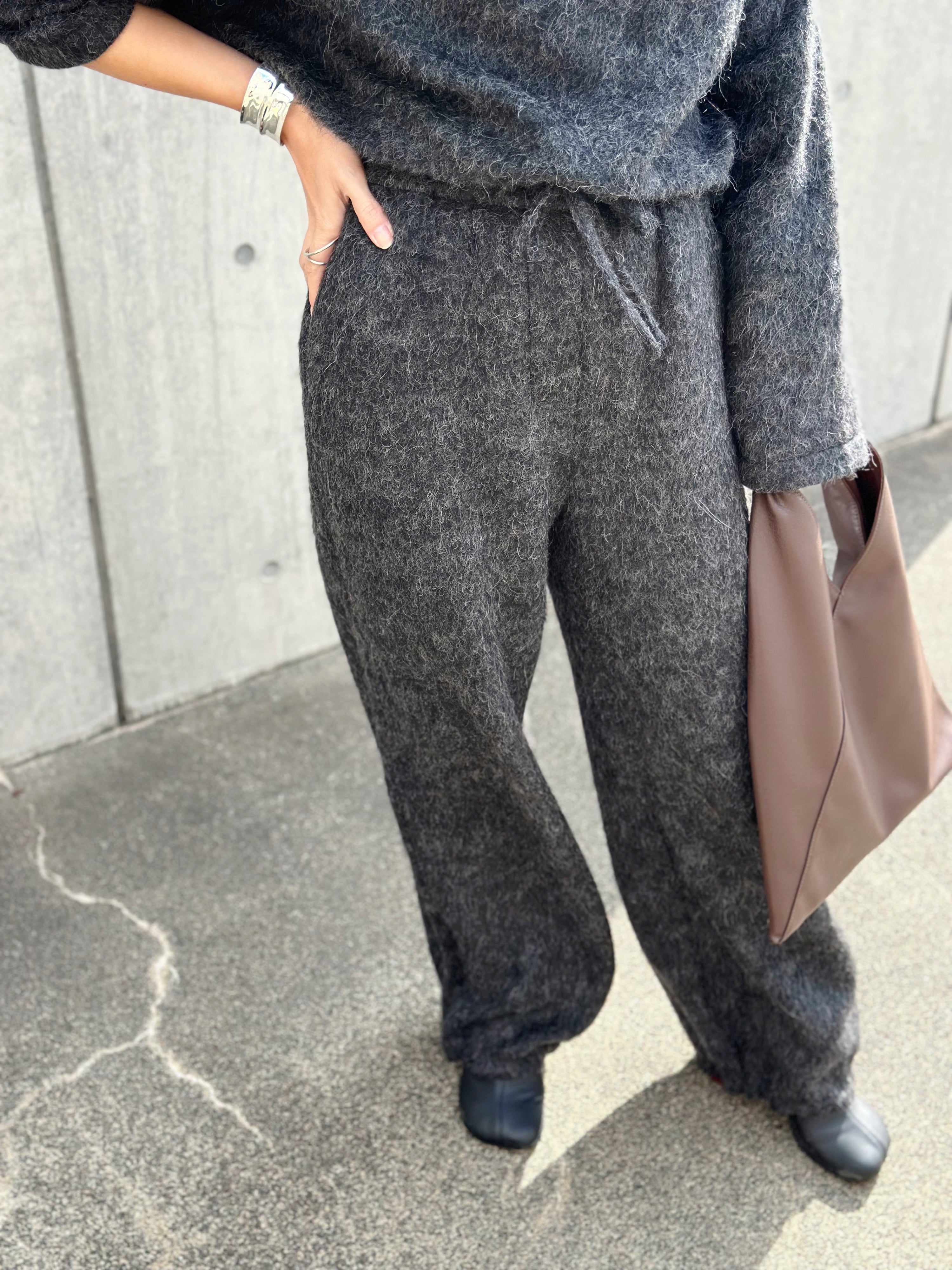 AMOMENTO ALPACA BANDING PANTS