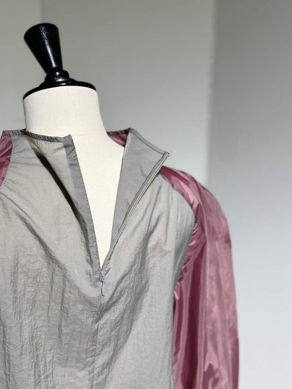 AMOMENTO SHEER NYLON TWO-WAY TOP
