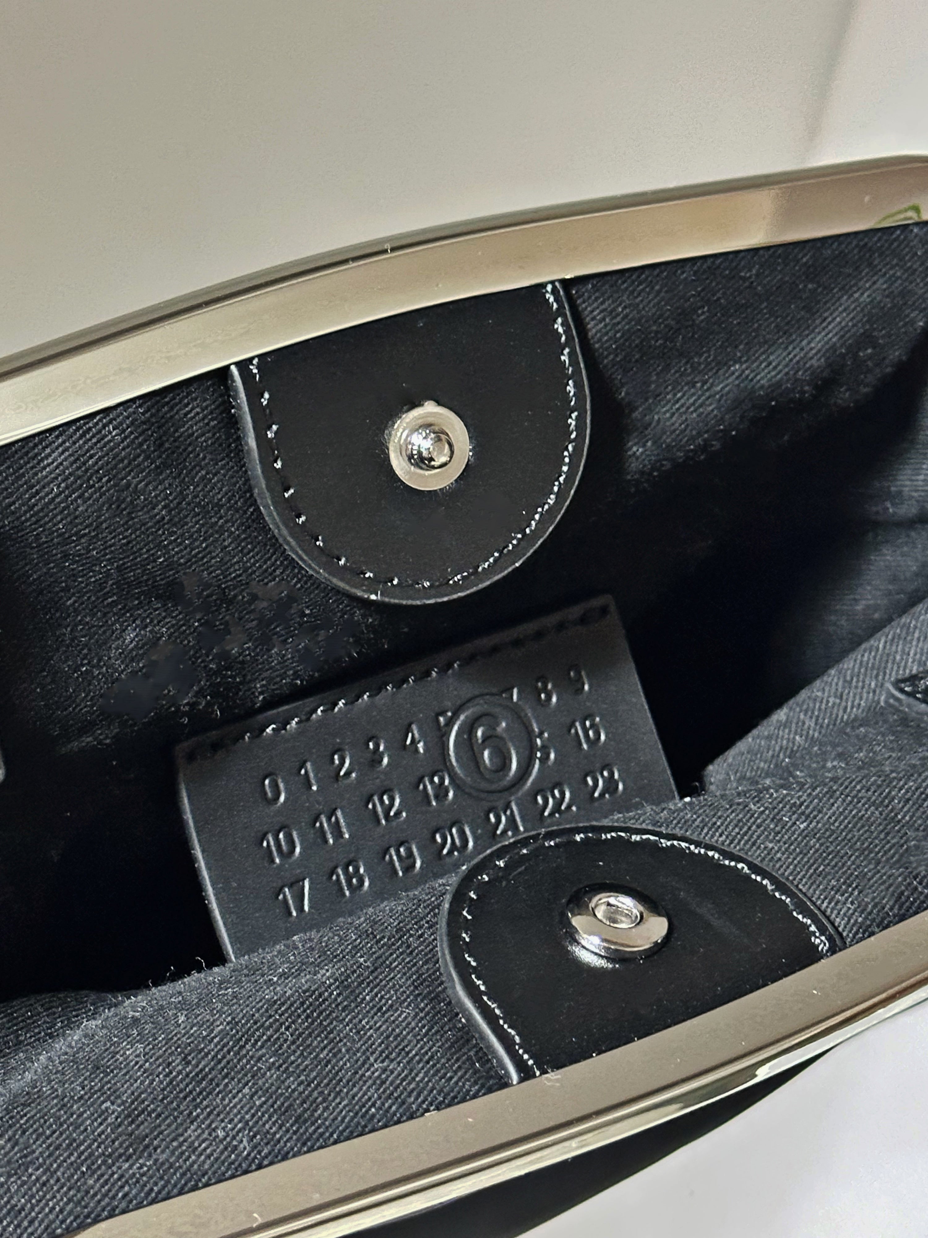 MM⑥  SB6WF0008 ⑥ロゴナイロンポシェットBAG