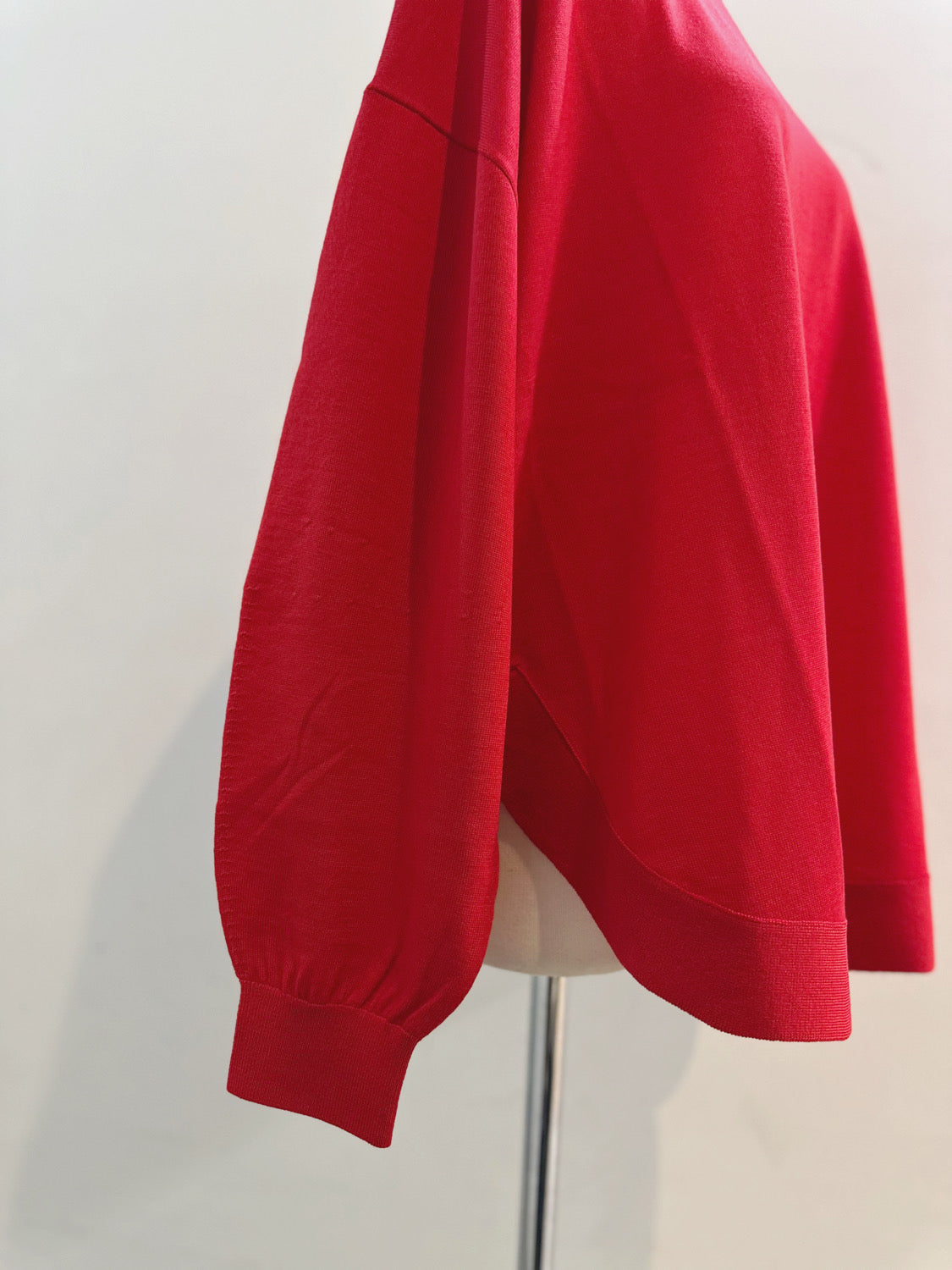 ENFOLD CIRCLE PULLOVER