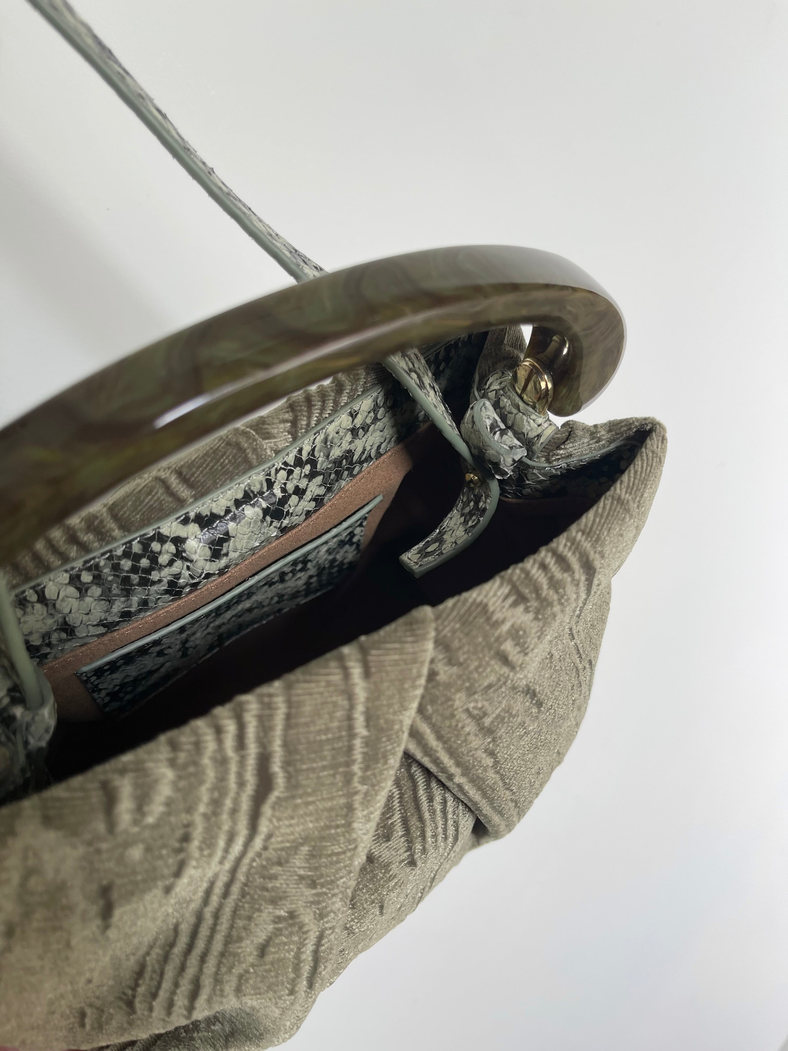 DRIES VAN NOTEN【262-131508】CRISP709-603 W.L.BAG