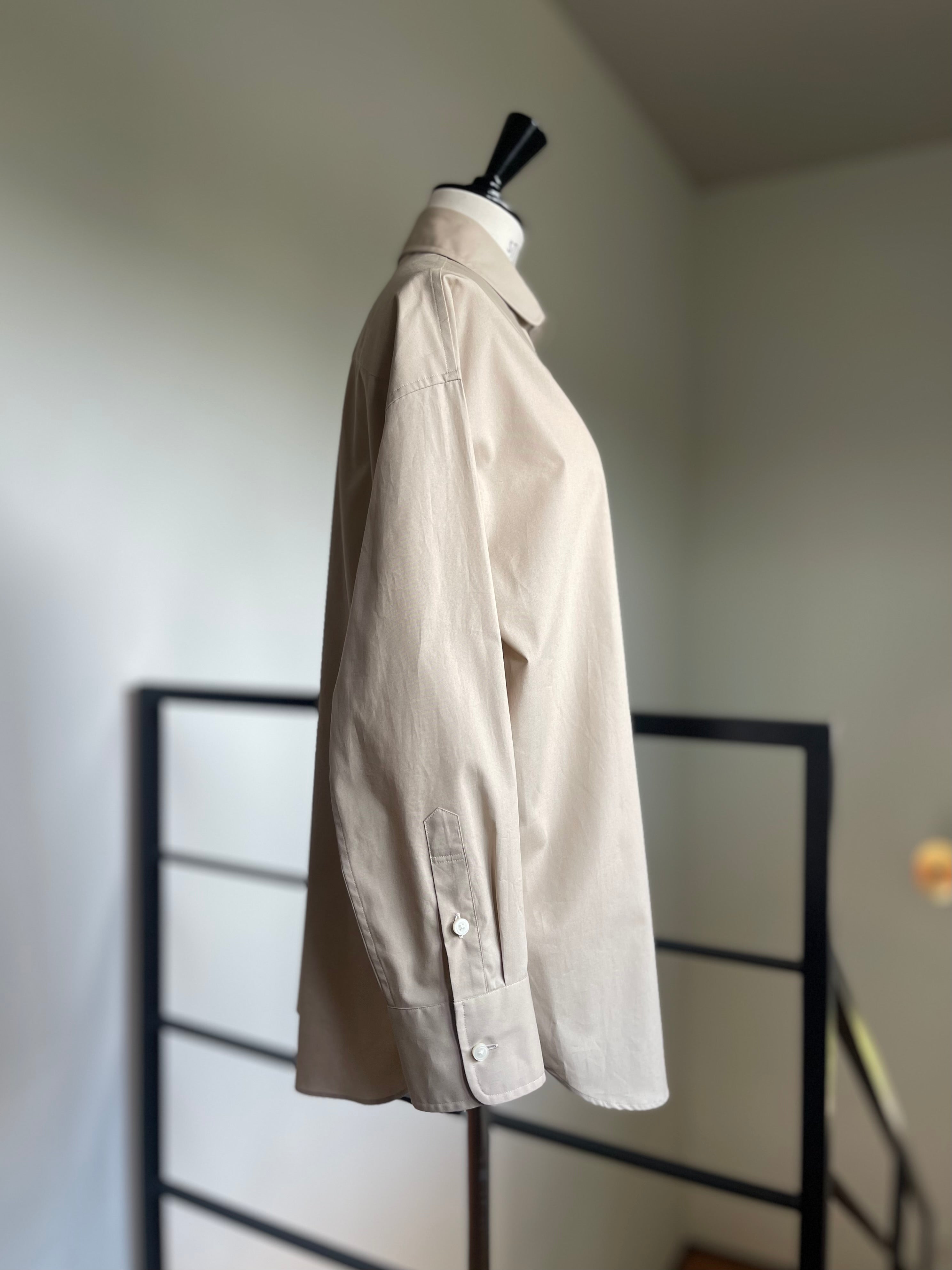 MADISONBLUE  J.BRADLEYNARROW ROUND COLLAR ST