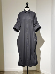 någonstans tuck drape shirt dress