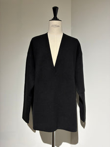 SEEALL  SAU51 KJ685S YAK SMOOTH DEEP V SWEATER