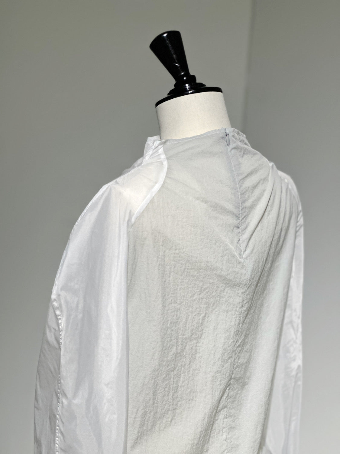 AMOMENTO SHEER NYLON TWO-WAY TOP