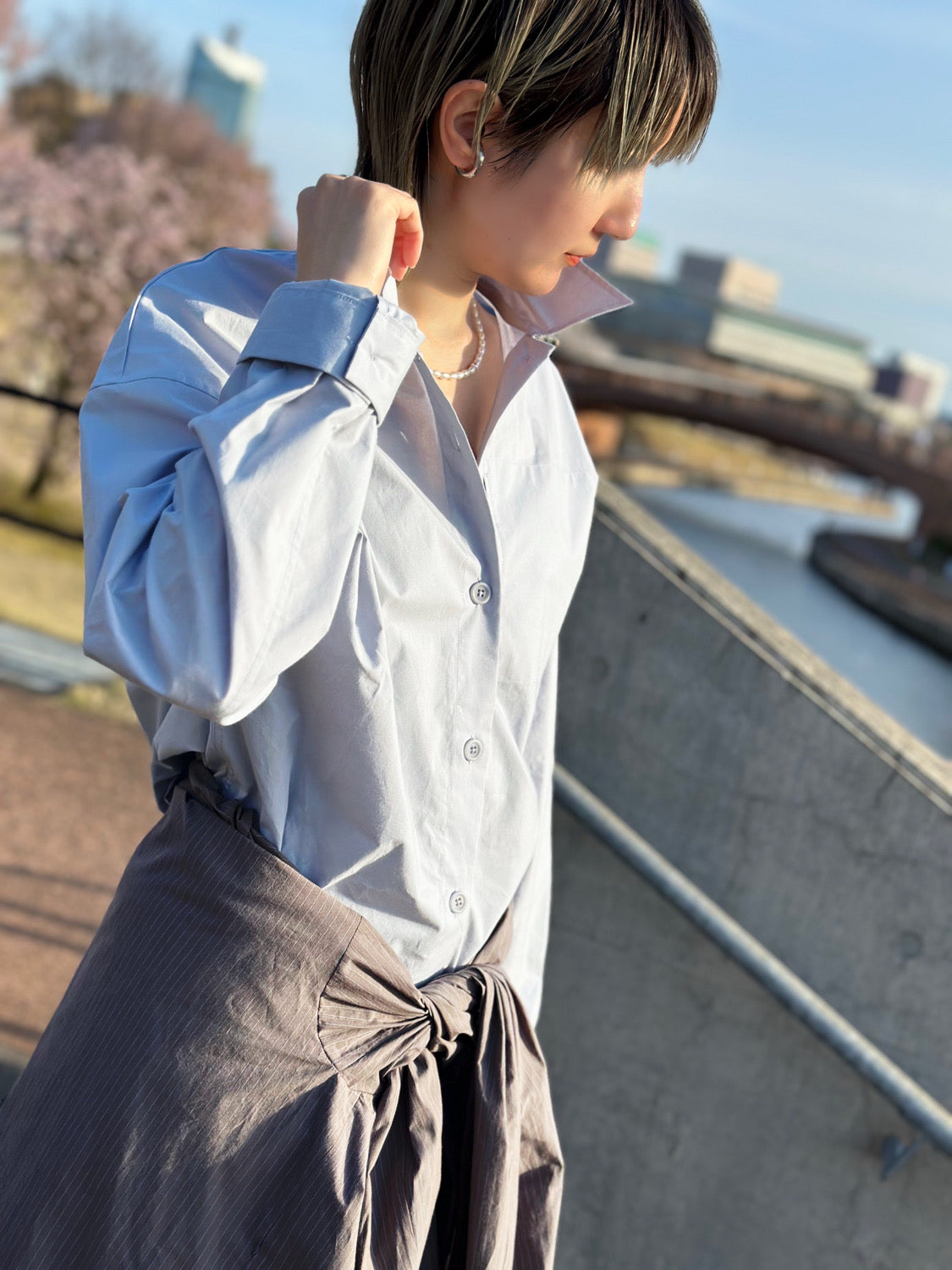 AMOMENTO REVERSE POCKET SHIRTS