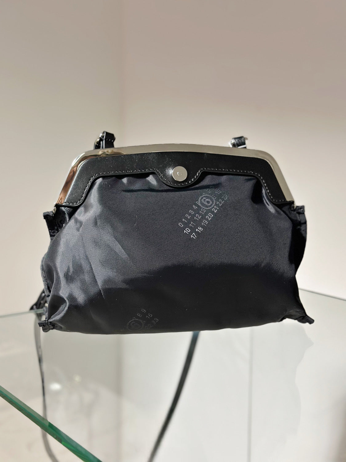 MM⑥  SB6WF0008 ⑥ロゴナイロンポシェットBAG