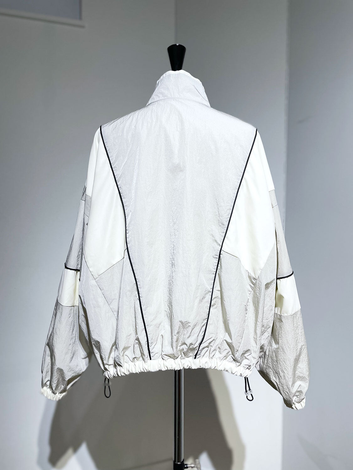 MAISONSPECIAL Reversible Tulle Docking Track Jacket