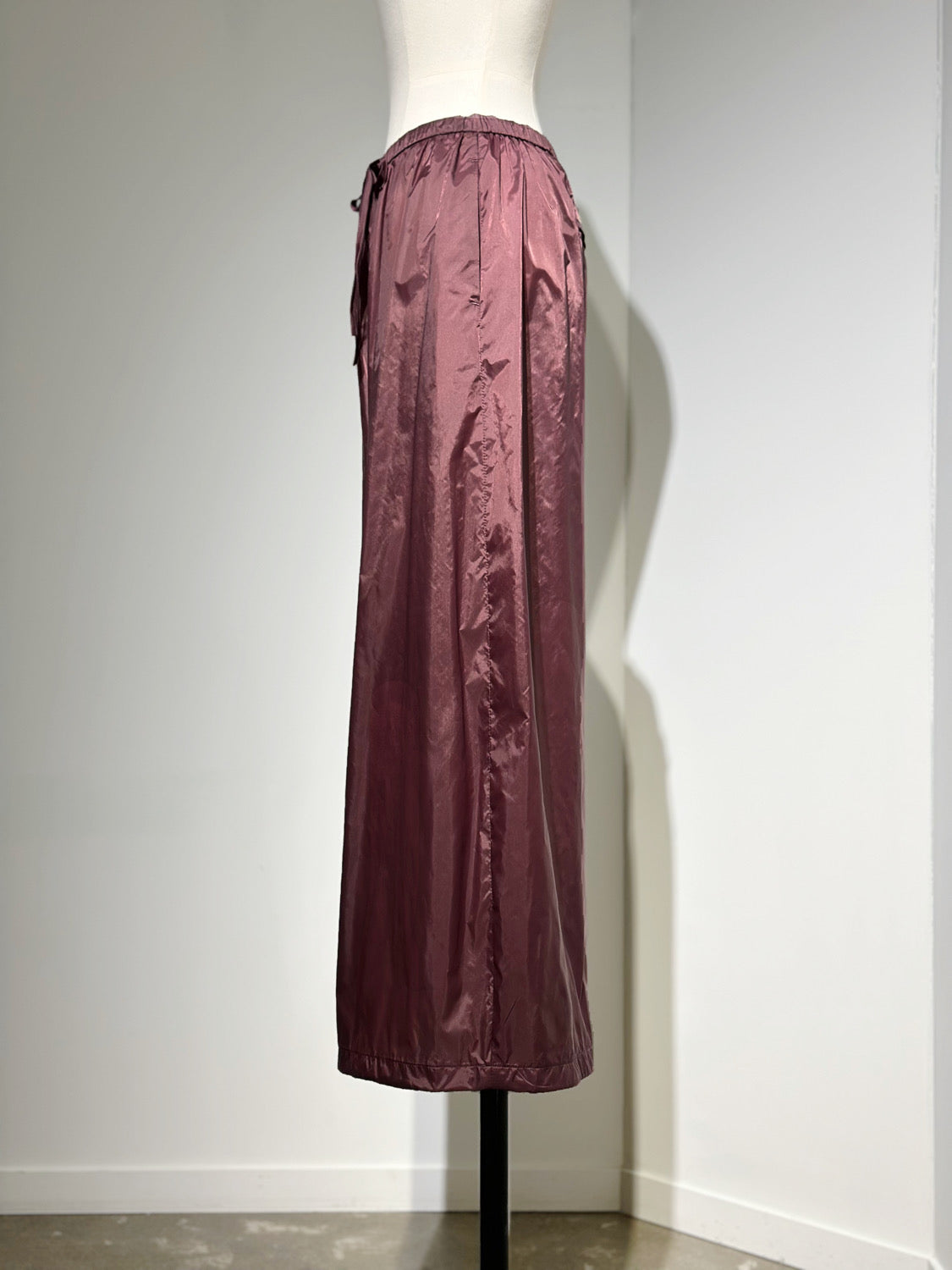 AMOMENTO NYLON SHIRRING PANTS