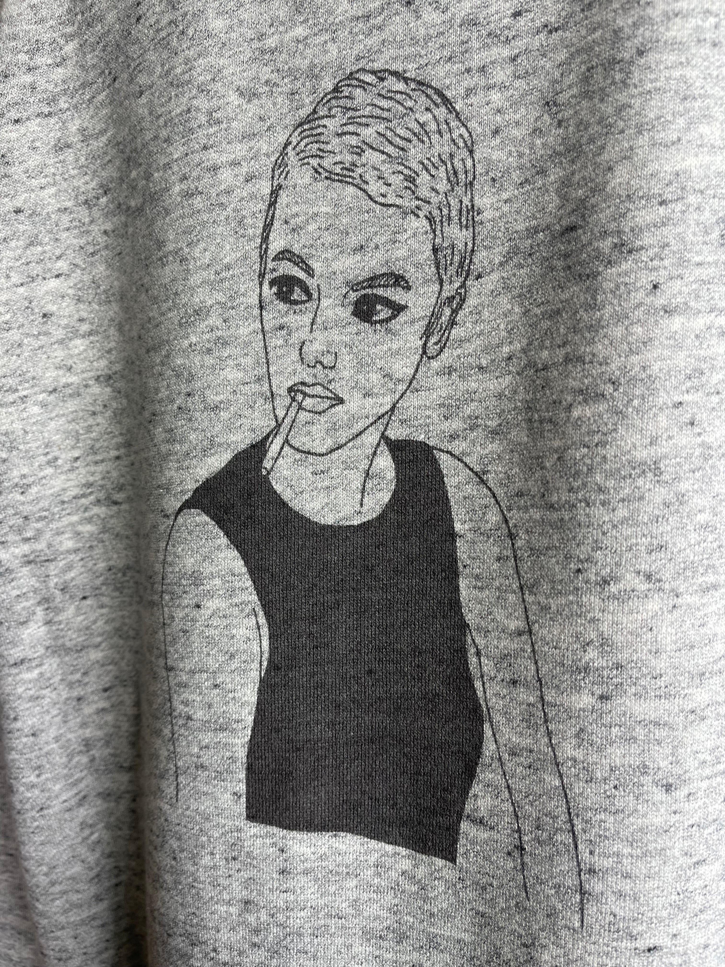 MADISONBLUE  JEAN CREW NECK SWEAT