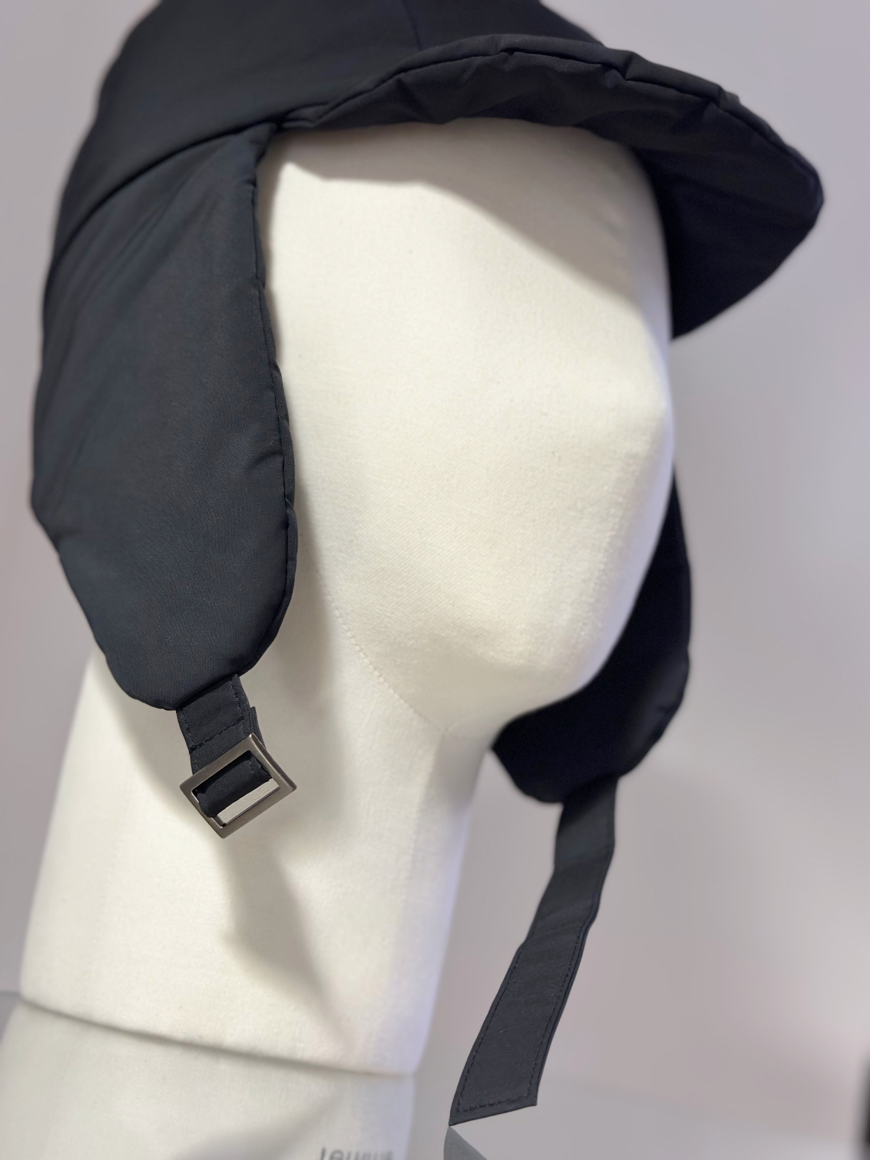 AMOMENTO TAFFETA PADDED EARMUFF CAP